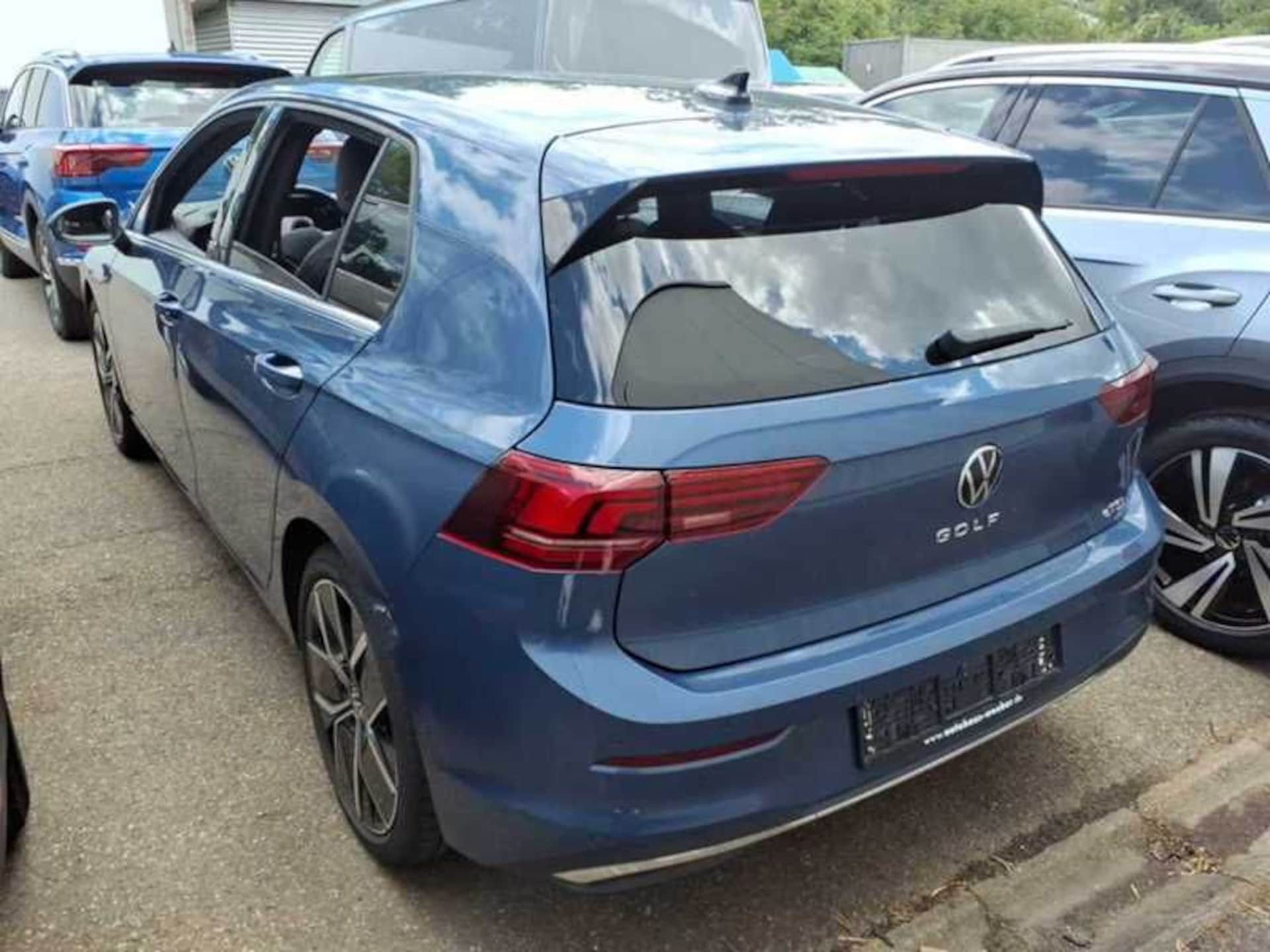 Volkswagen Golf Style