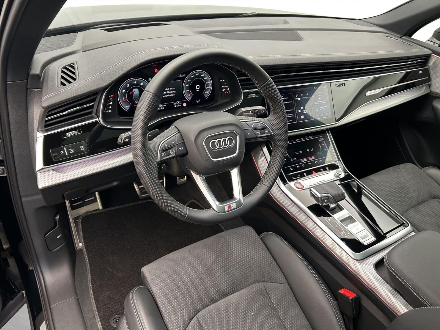 Bild über Audi SQ7 SUV TFSI quattro 373 kW tiptronic - für weitere Informationen kontaktieren Sie den Audi Partner