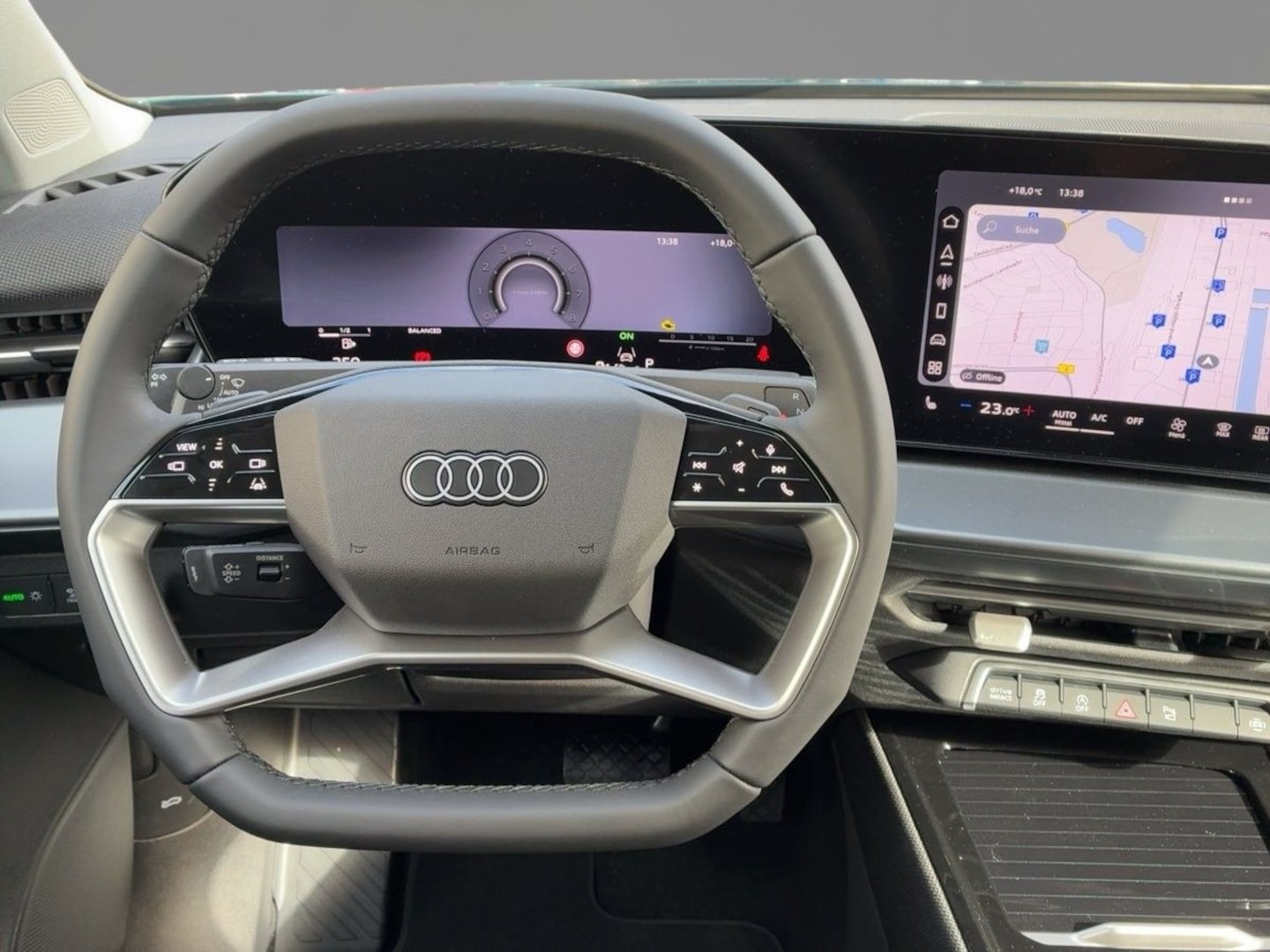 Bild über Audi Q3 SUV TFSI 110 kW S tronic - für weitere Informationen kontaktieren Sie den Audi Partner