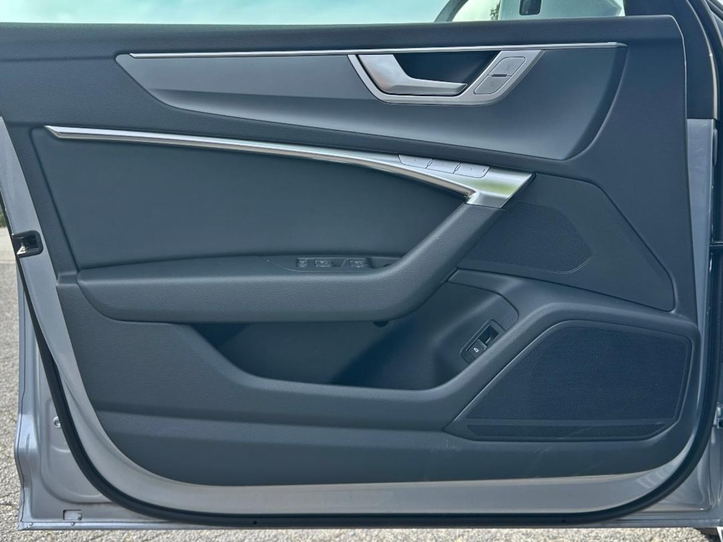 Bild über Audi A6 Avant advanced 45 TFSI quattro S tronic - für weitere Informationen kontaktieren Sie den Audi Partner