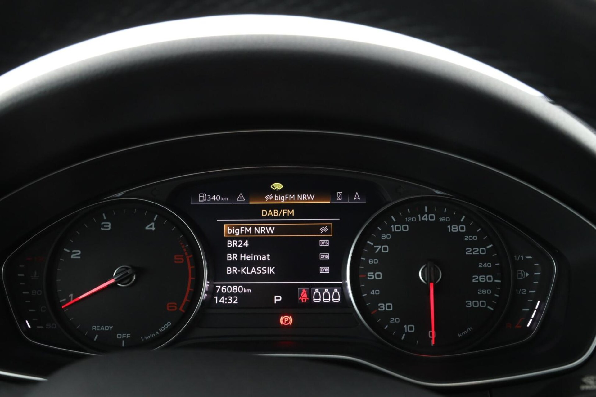 Audi A4 Limousine