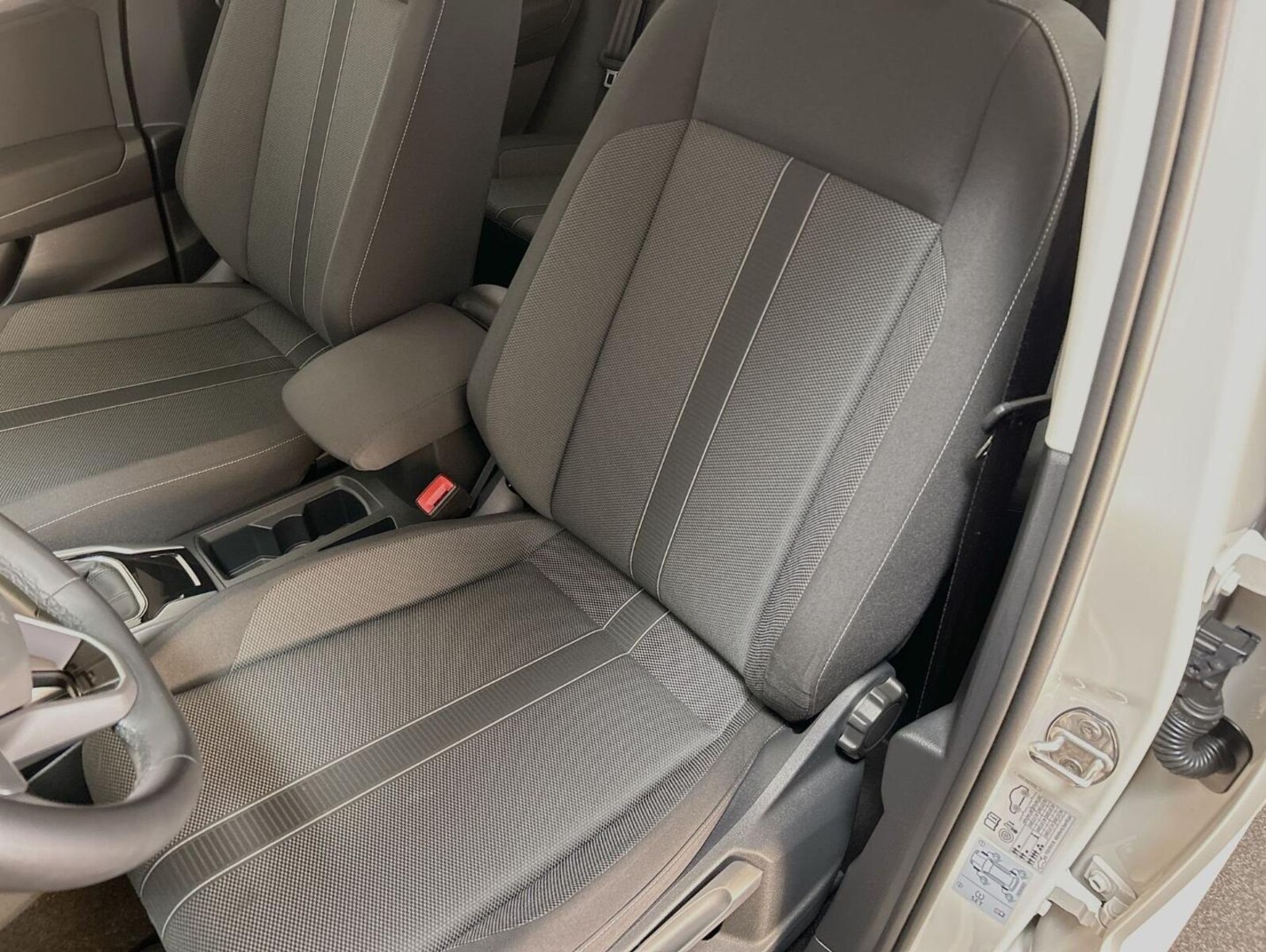 Volkswagen T-Roc – Bild 11