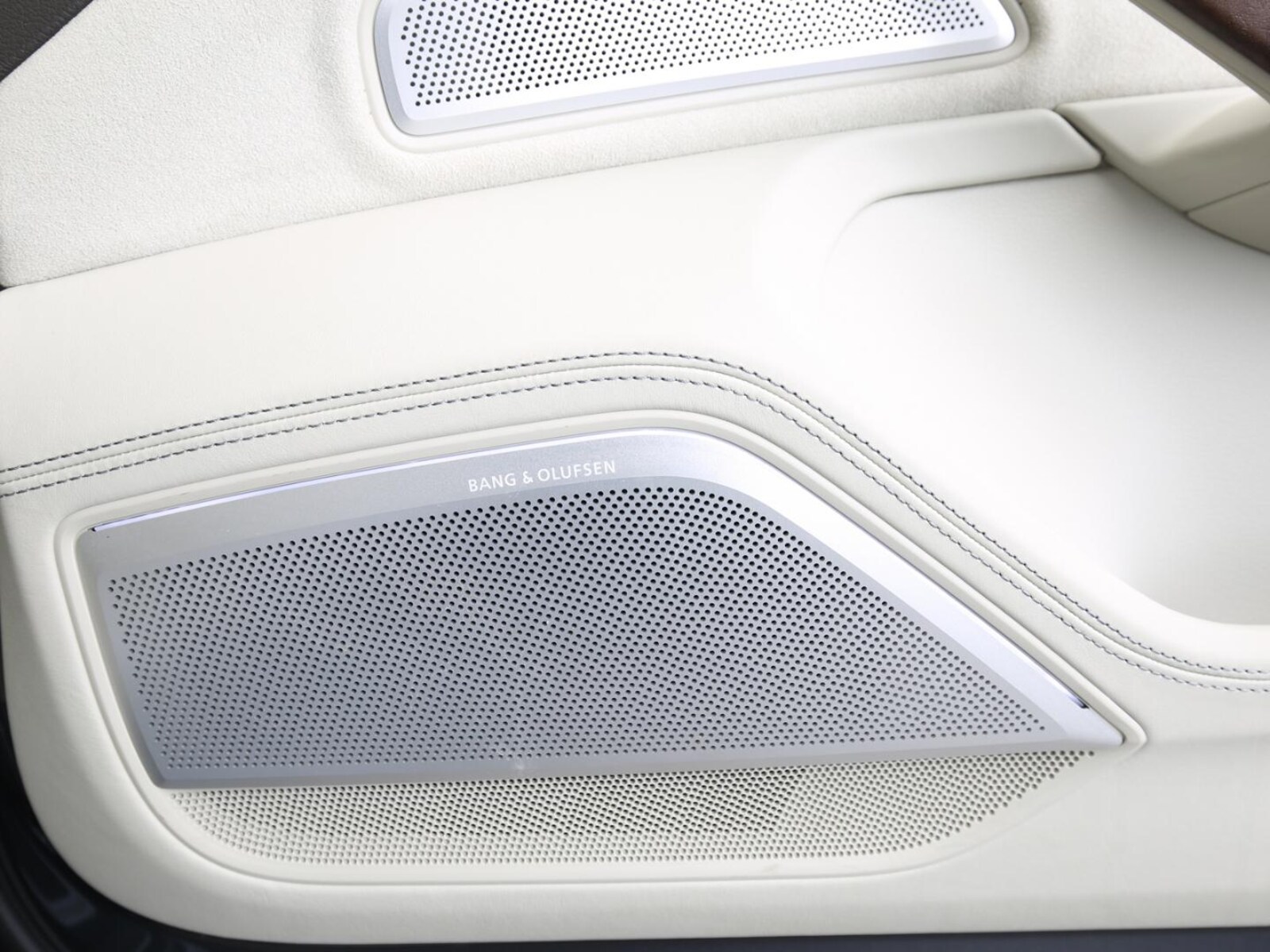 Audi A8 – Bild 14