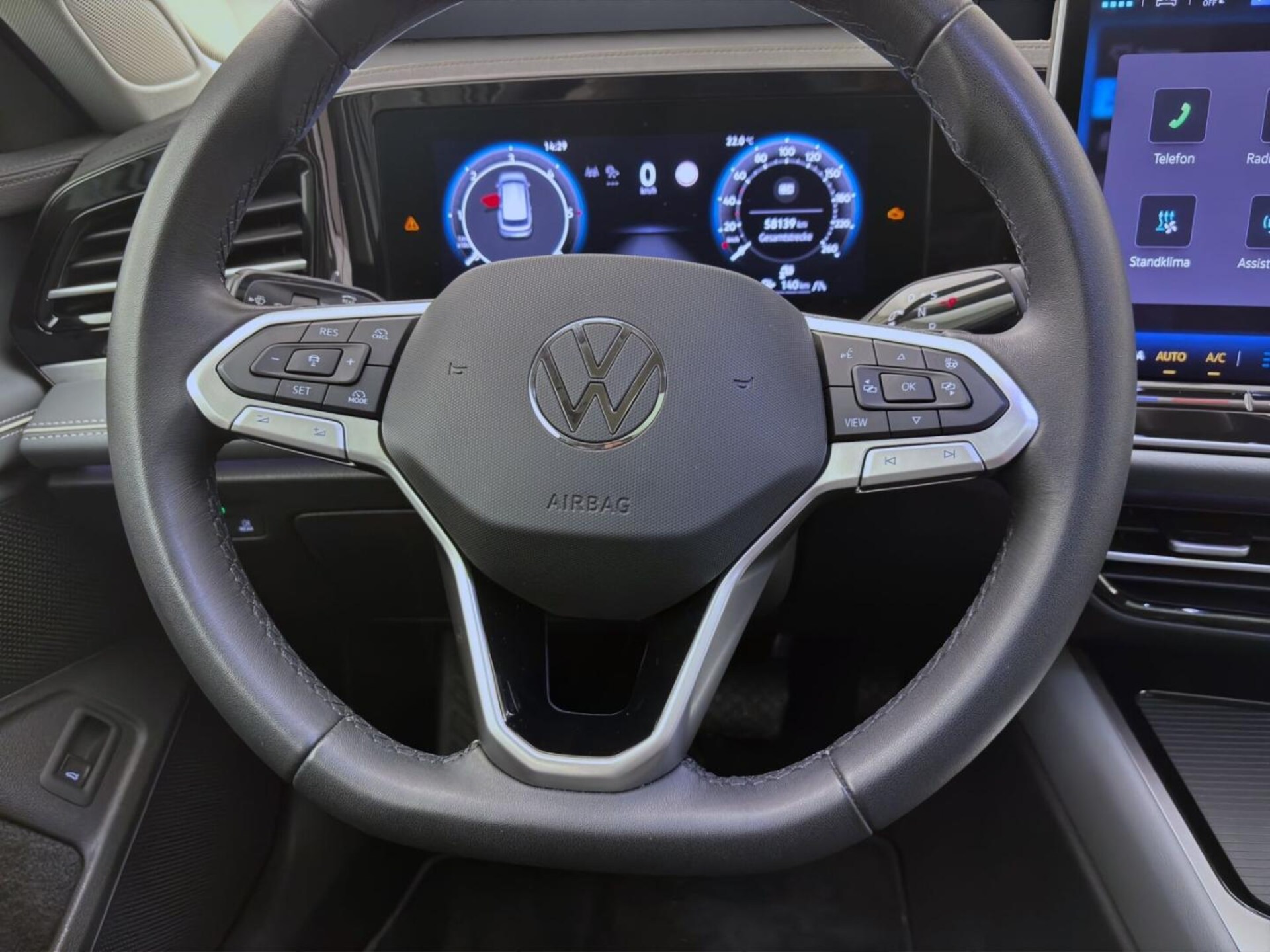 Volkswagen Passat Elegance