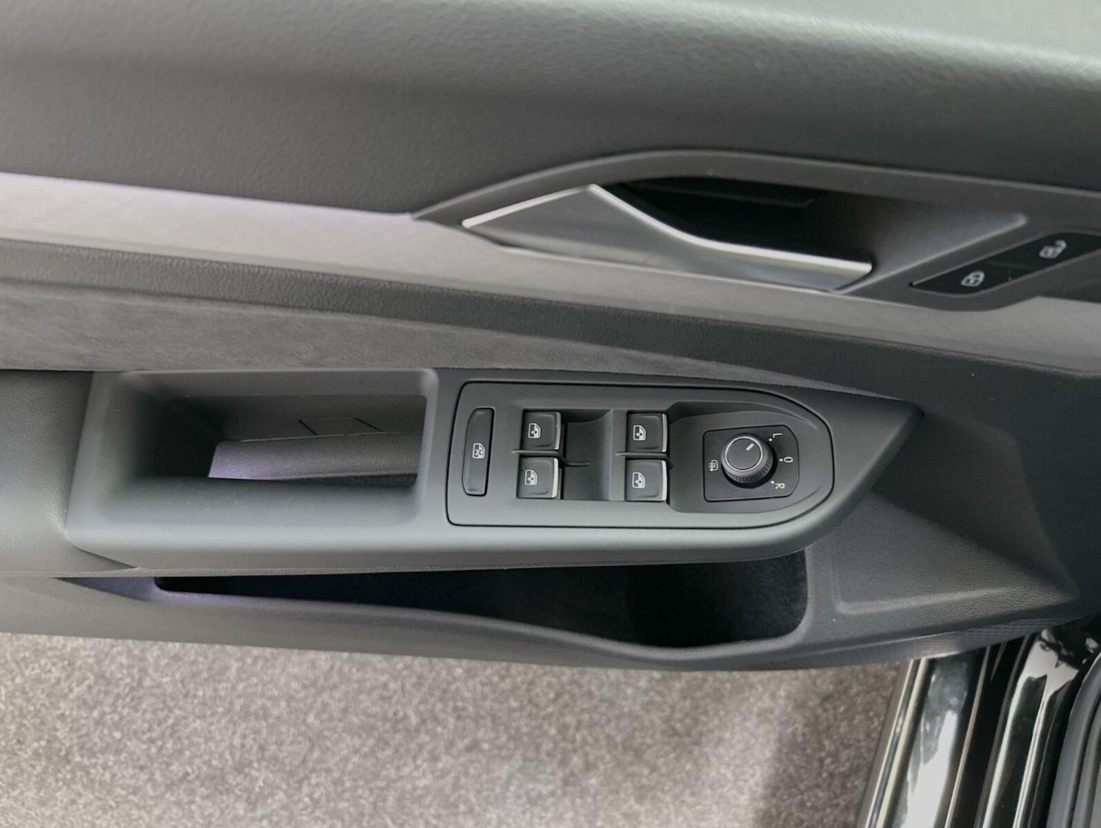 Volkswagen Golf Variant – Bild 13