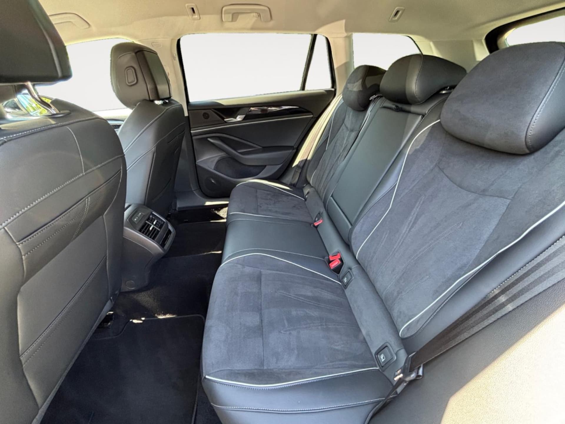 Volkswagen Passat Business