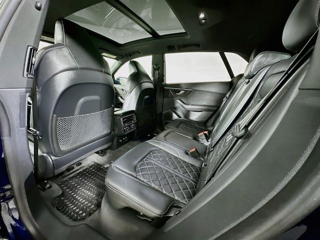 2023 Audi SQ8