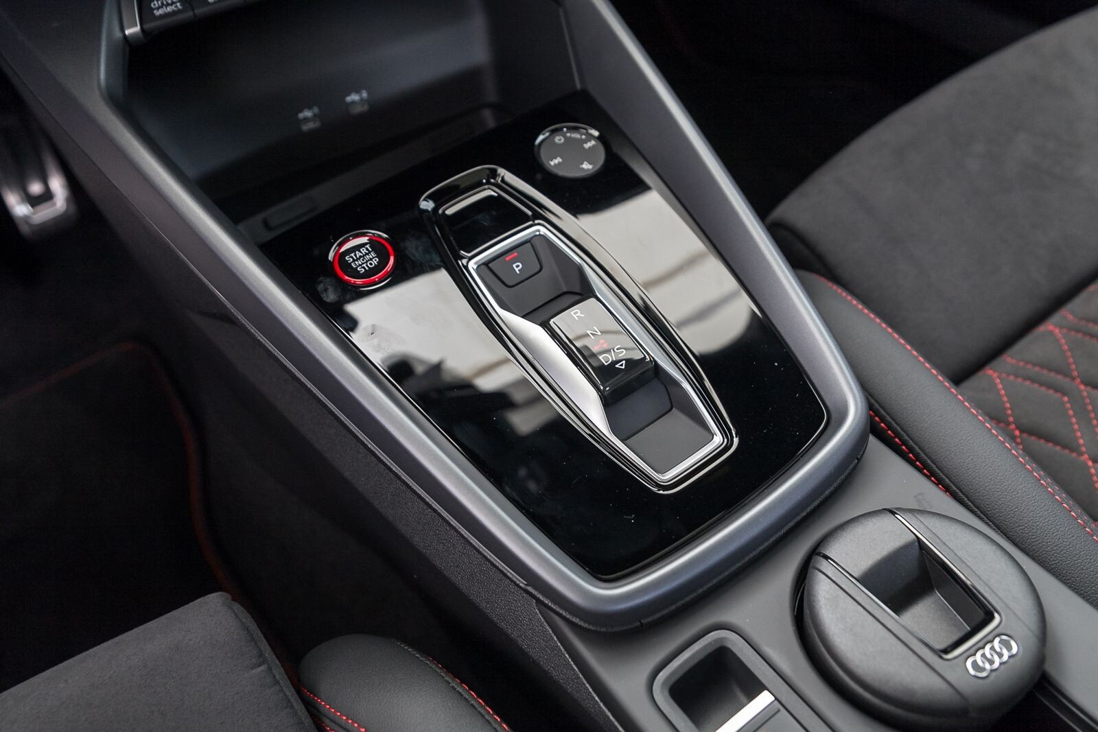 Image about Audi S3 Limousine TFSI quattro S tronic