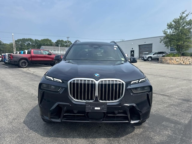2024 BMW X7