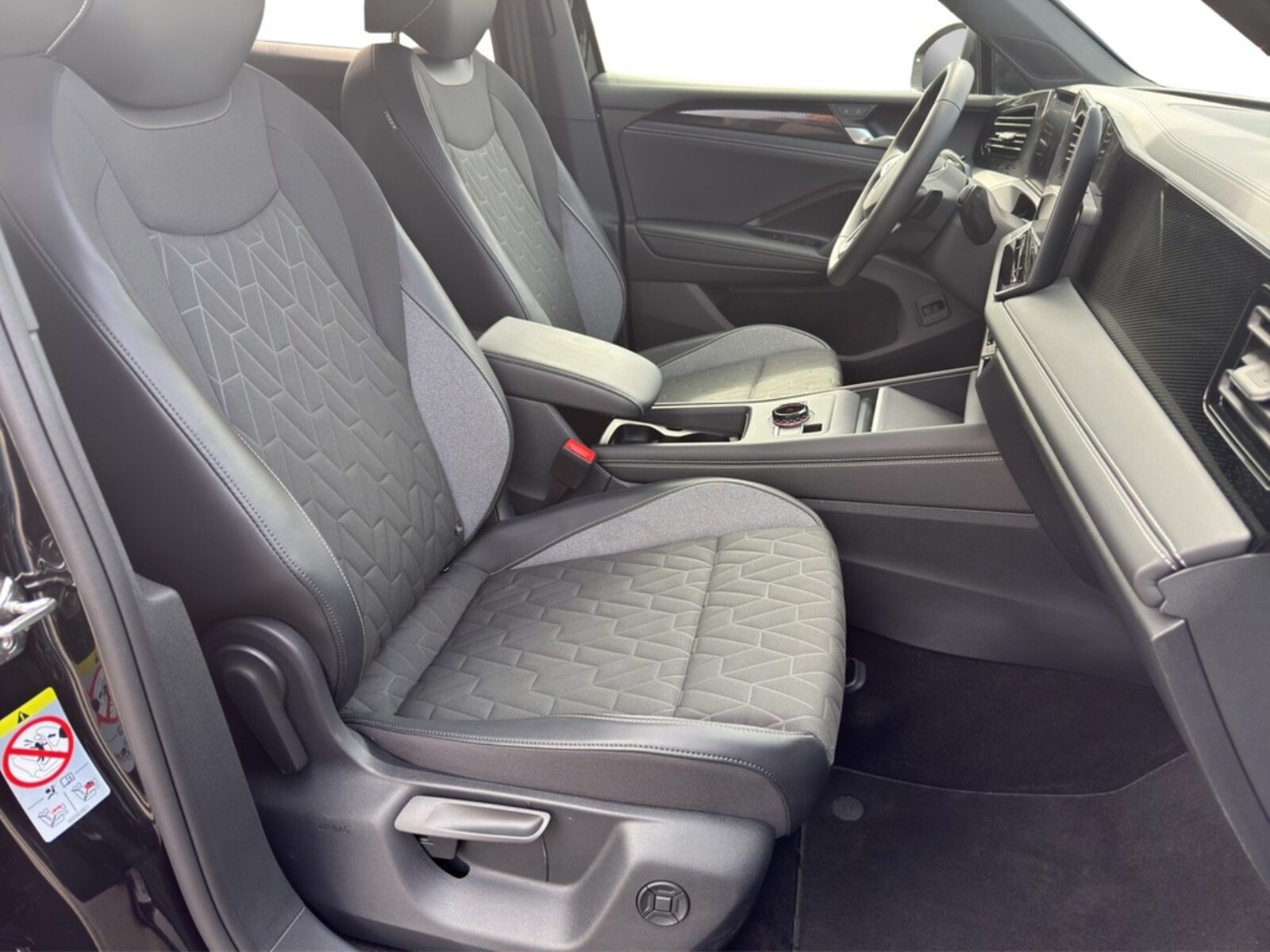 Volkswagen Tiguan – Bild 11