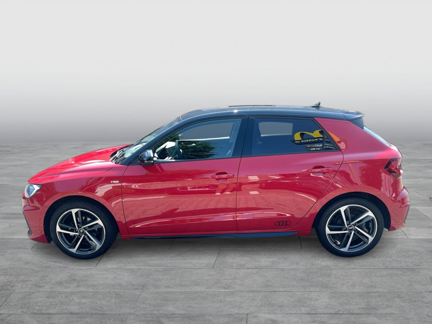 Bild über Audi A1 Sportback S line 25 TFSI S tronic - für weitere Informationen kontaktieren Sie den Audi Partner