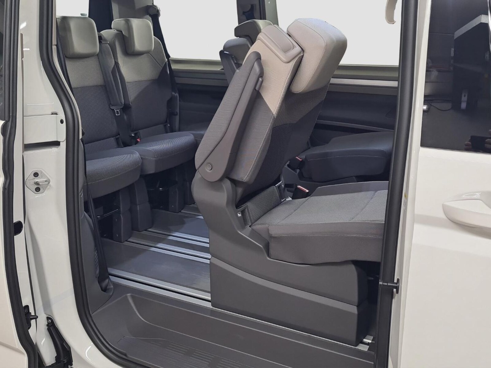 Volkswagen Multivan – Bild 15