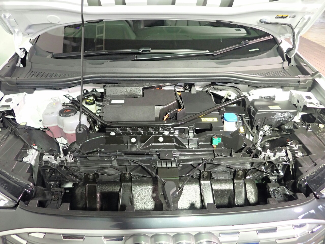 Image about Audi Q4 e-tron 40 e-tron 150,00 kW