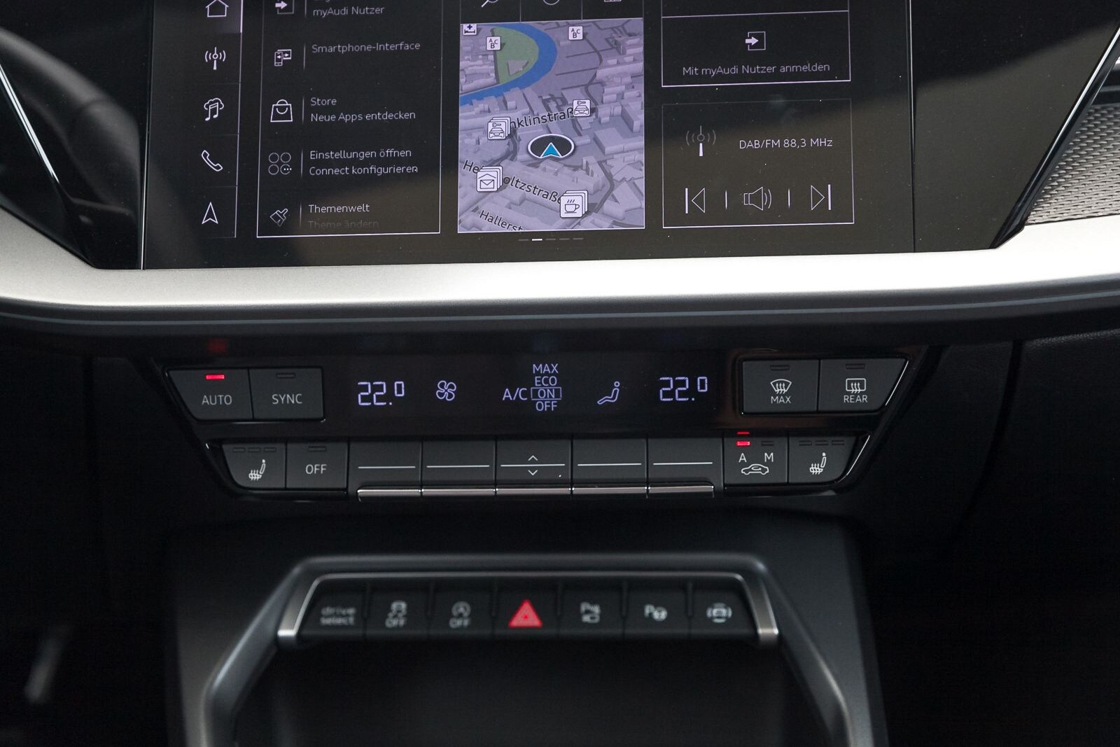 Image about Audi S3 Limousine TFSI quattro S tronic