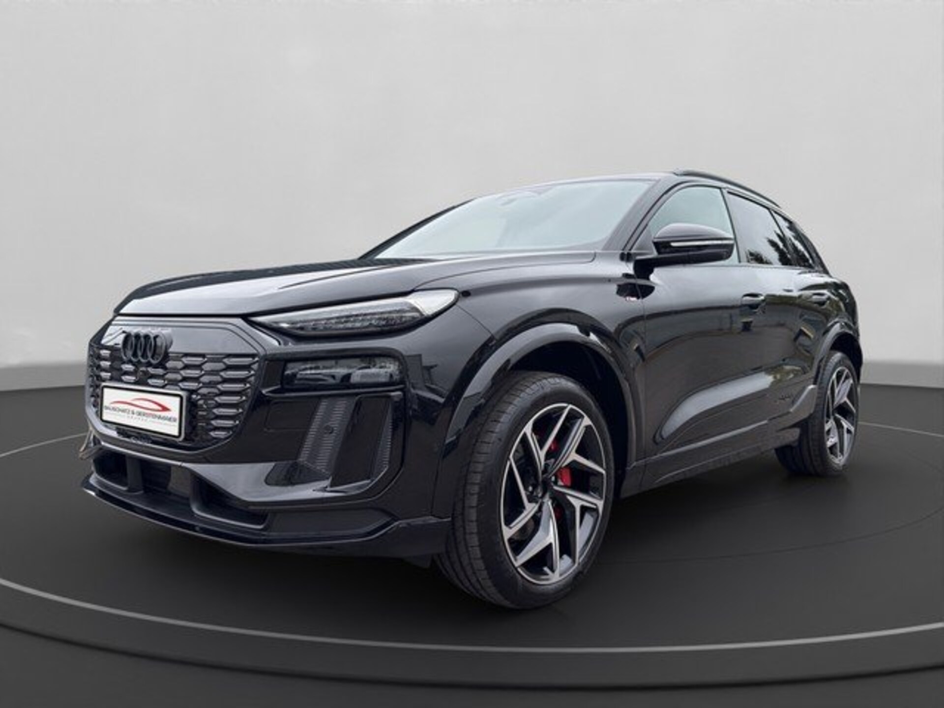 Audi Q6 SUV e-tron