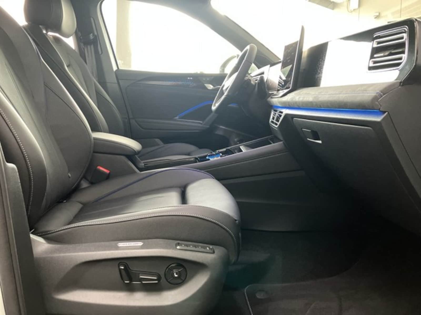 Volkswagen Tiguan – Bild 13