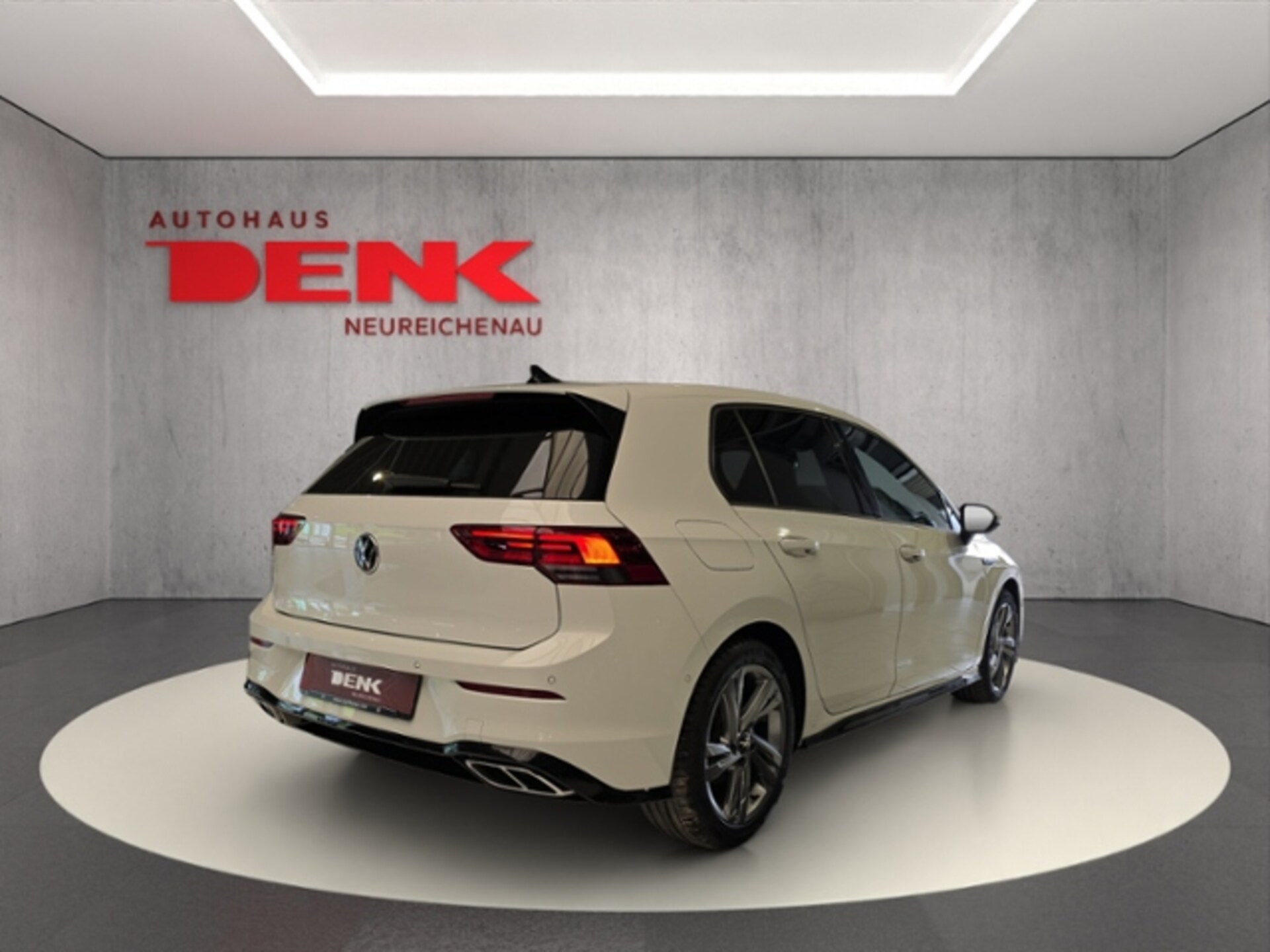 Volkswagen Golf R-Line