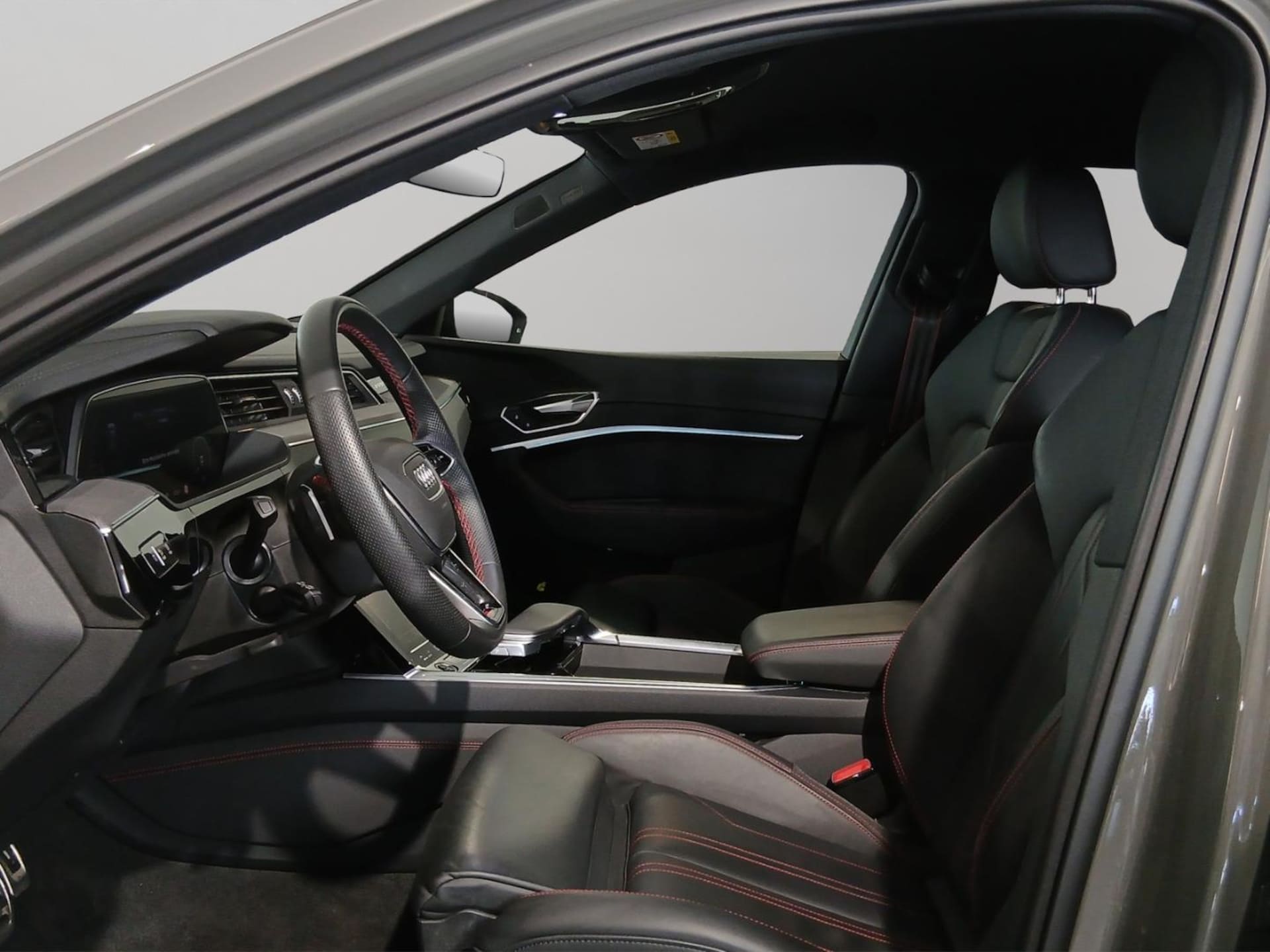 Audi Q8 e-tron S line