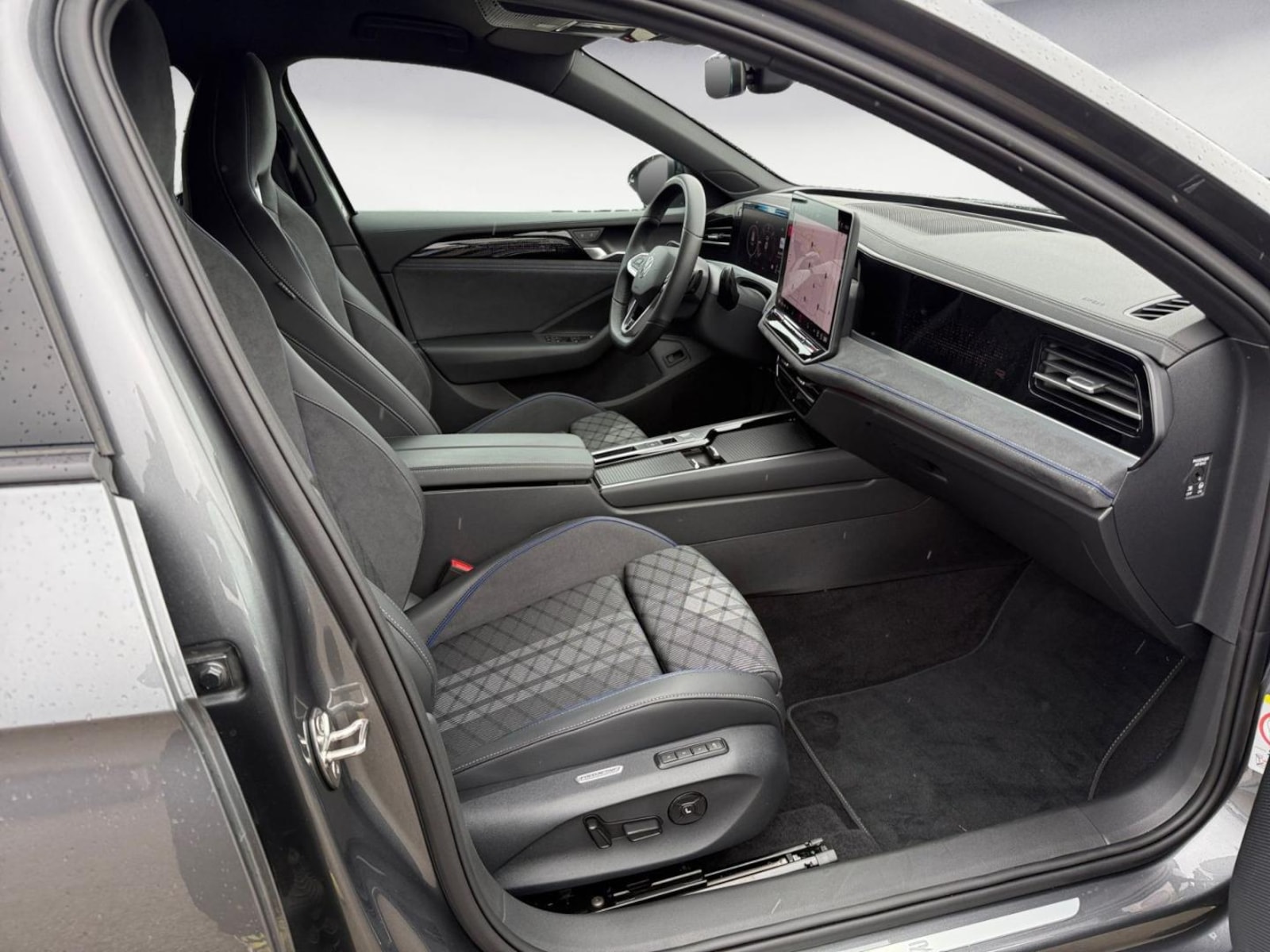 Volkswagen Passat – Bild 13