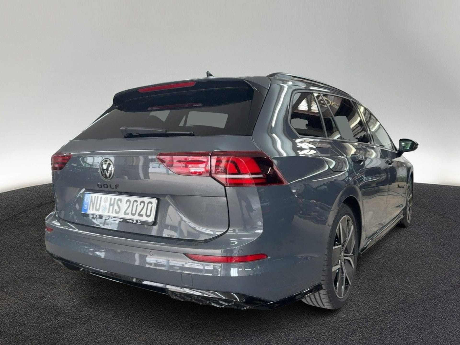 Volkswagen Golf Variant R-Line
