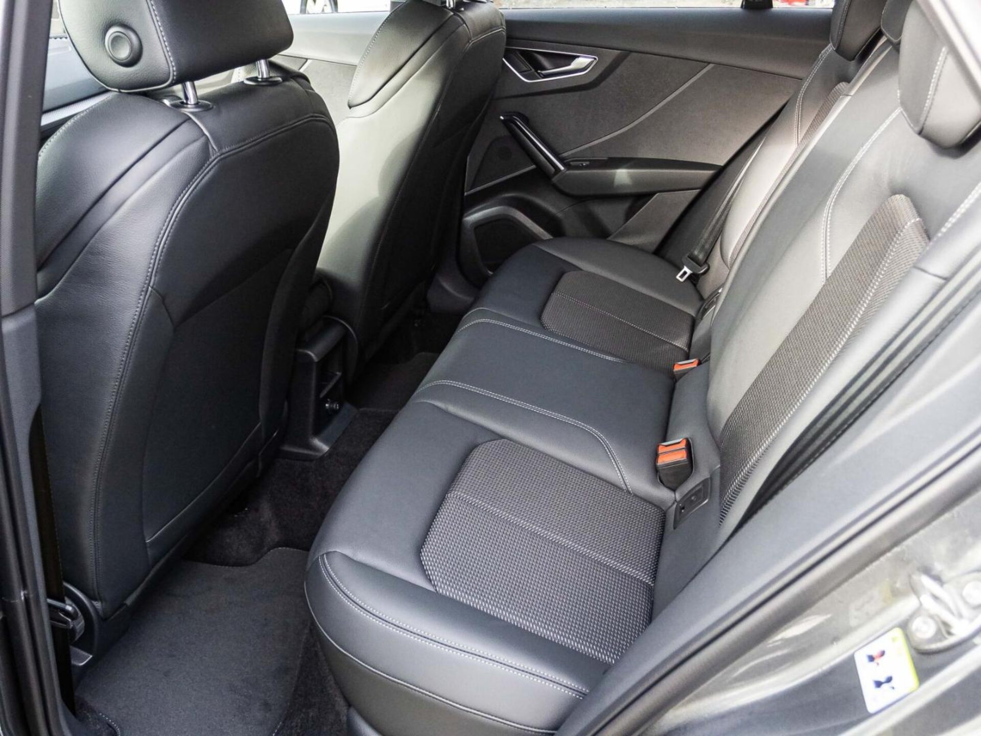Audi Q2 S line