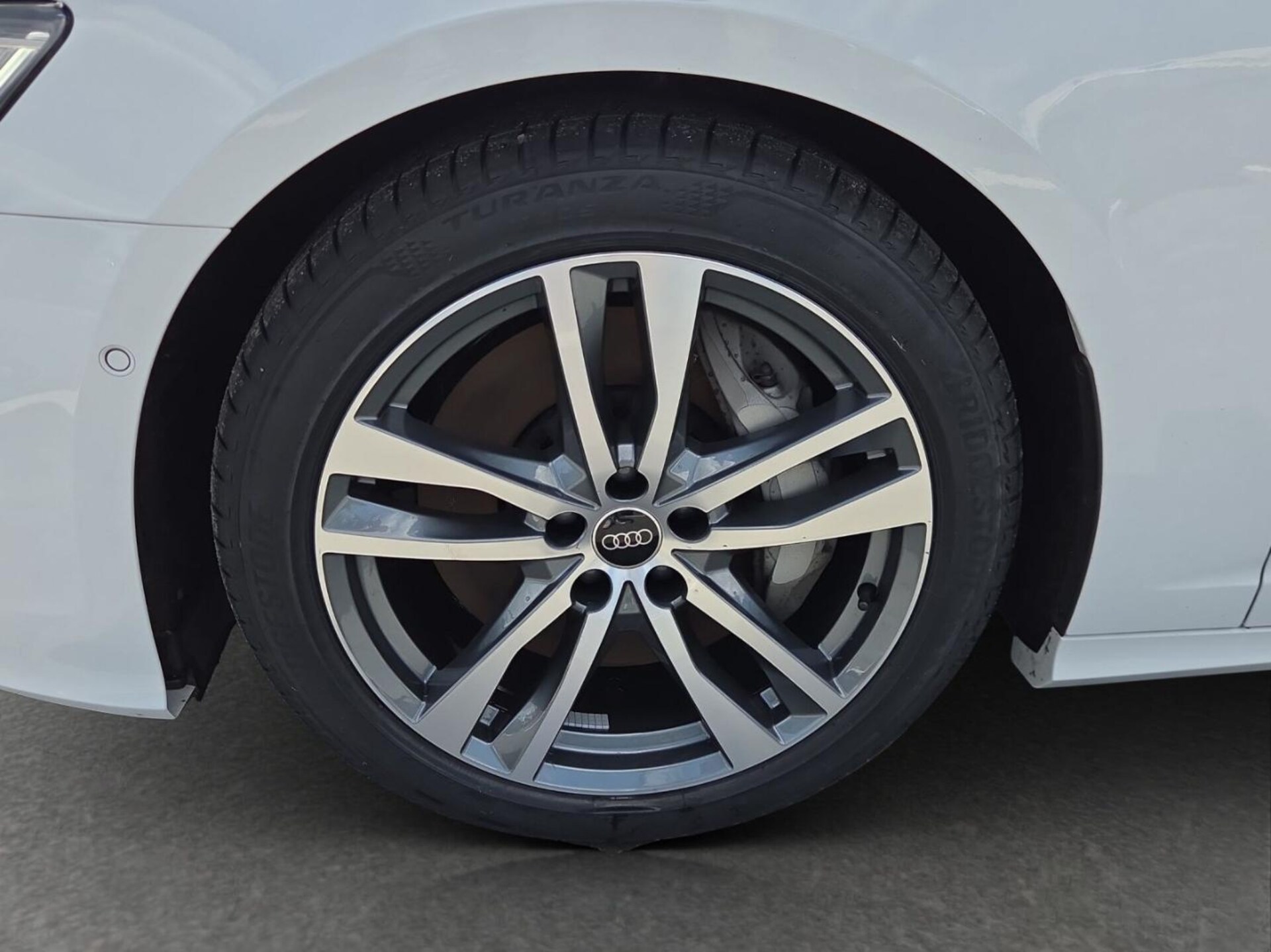 Audi A6 Avant TFSI e Design