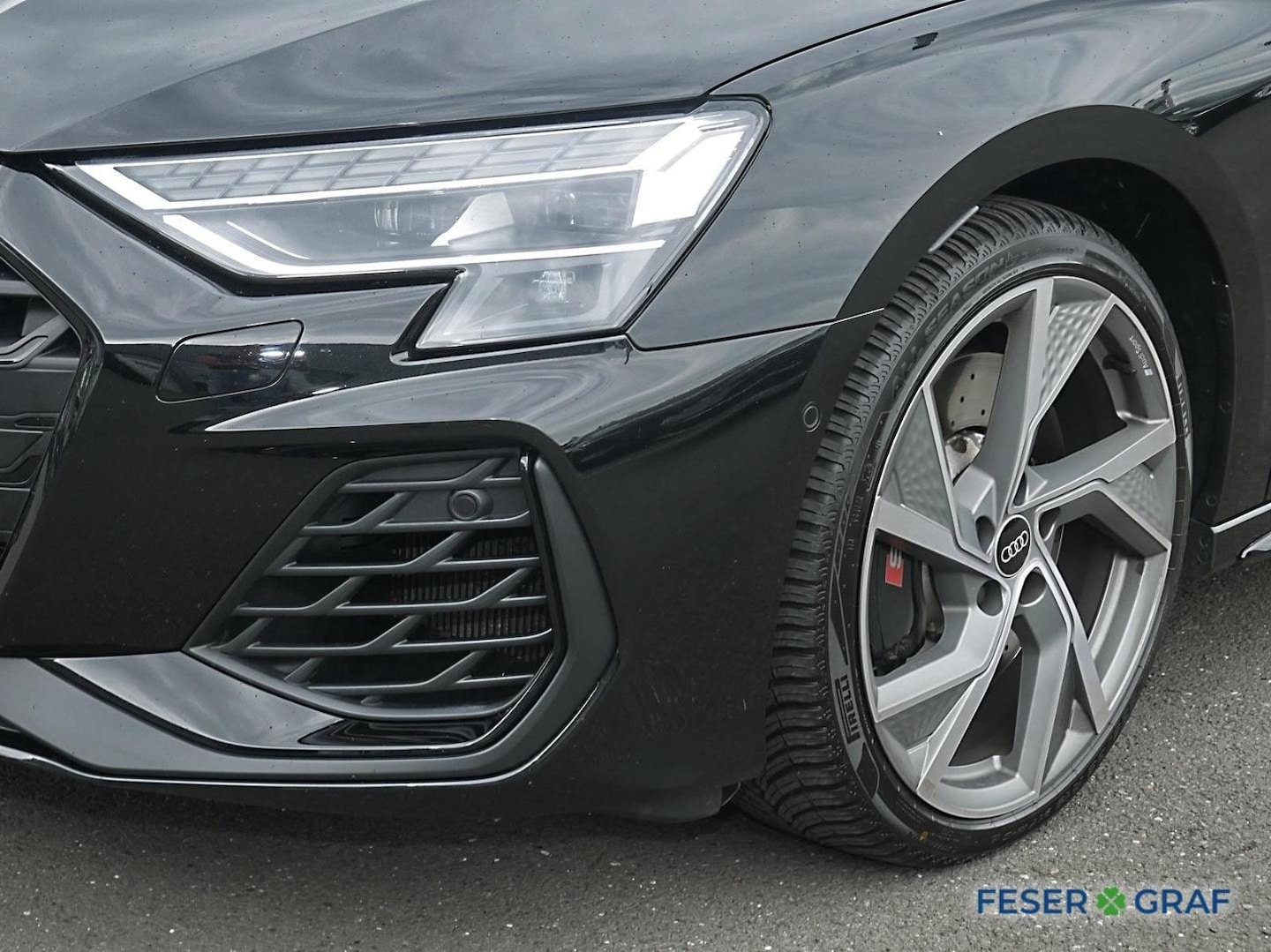 Bild über Audi S3 Sportback TFSI quattro S tronic - für weitere Informationen kontaktieren Sie den Audi Partner