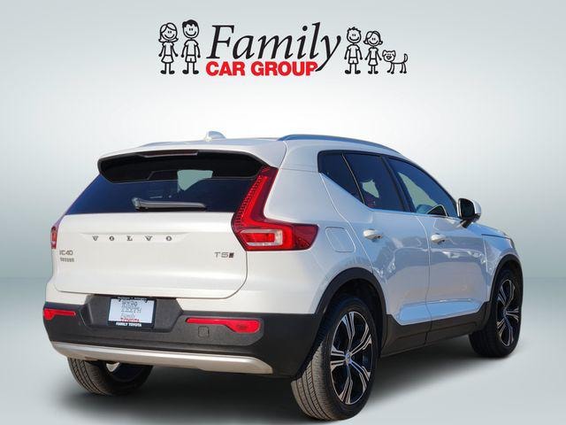 2022 Volvo XC40
