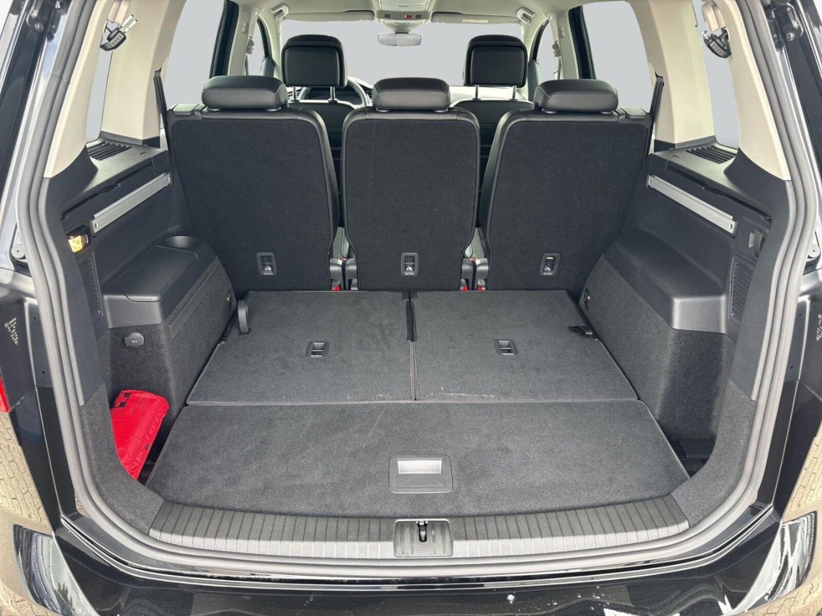 Volkswagen Touran – Bild 8