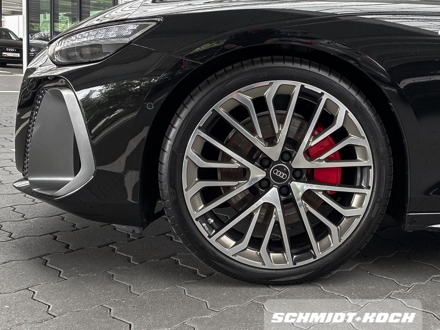 Bild über Audi A6 Avant TFSI quattro 270 kW S tronic - für weitere Informationen kontaktieren Sie den Audi Partner