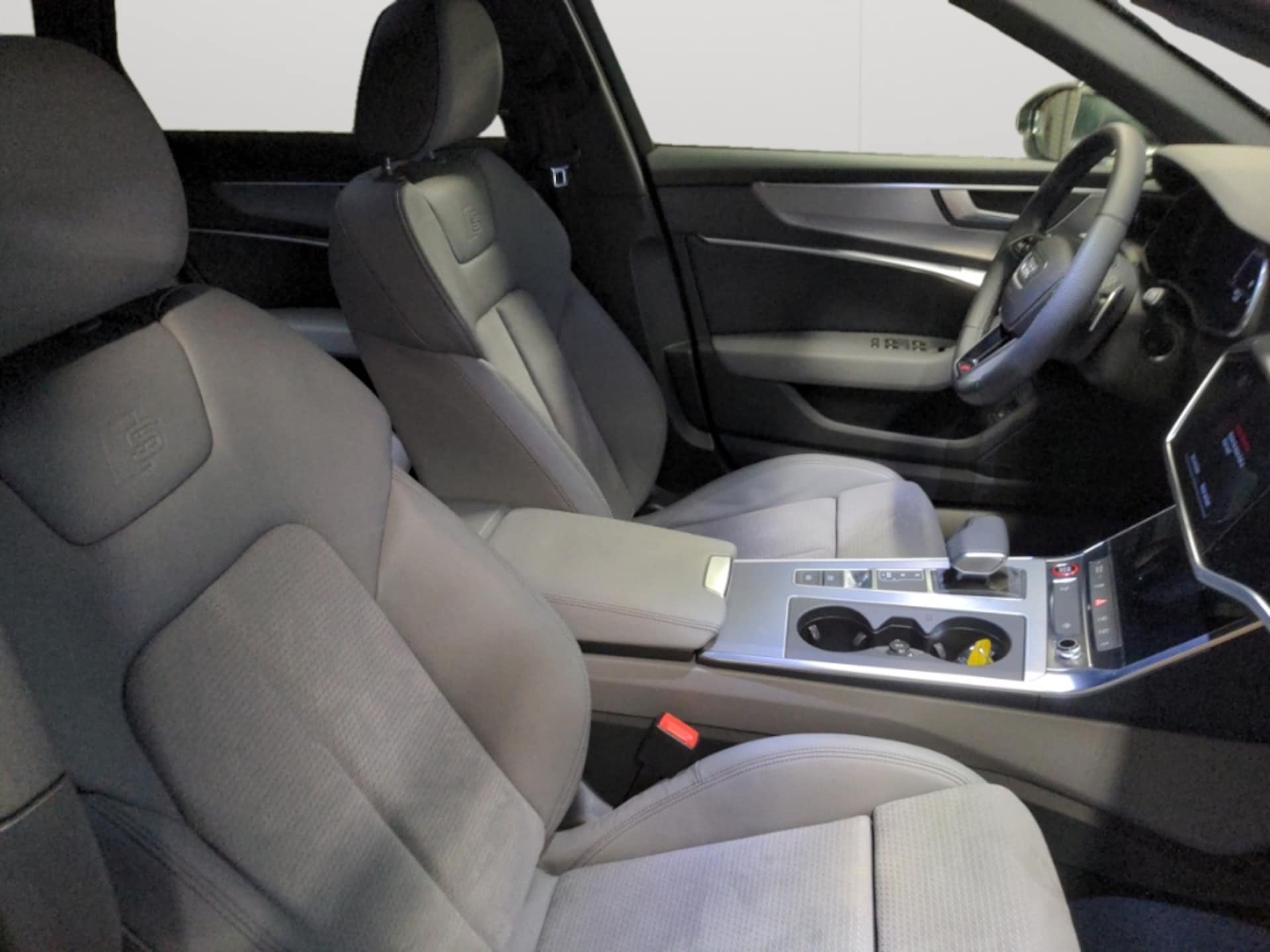 Audi S6 Avant