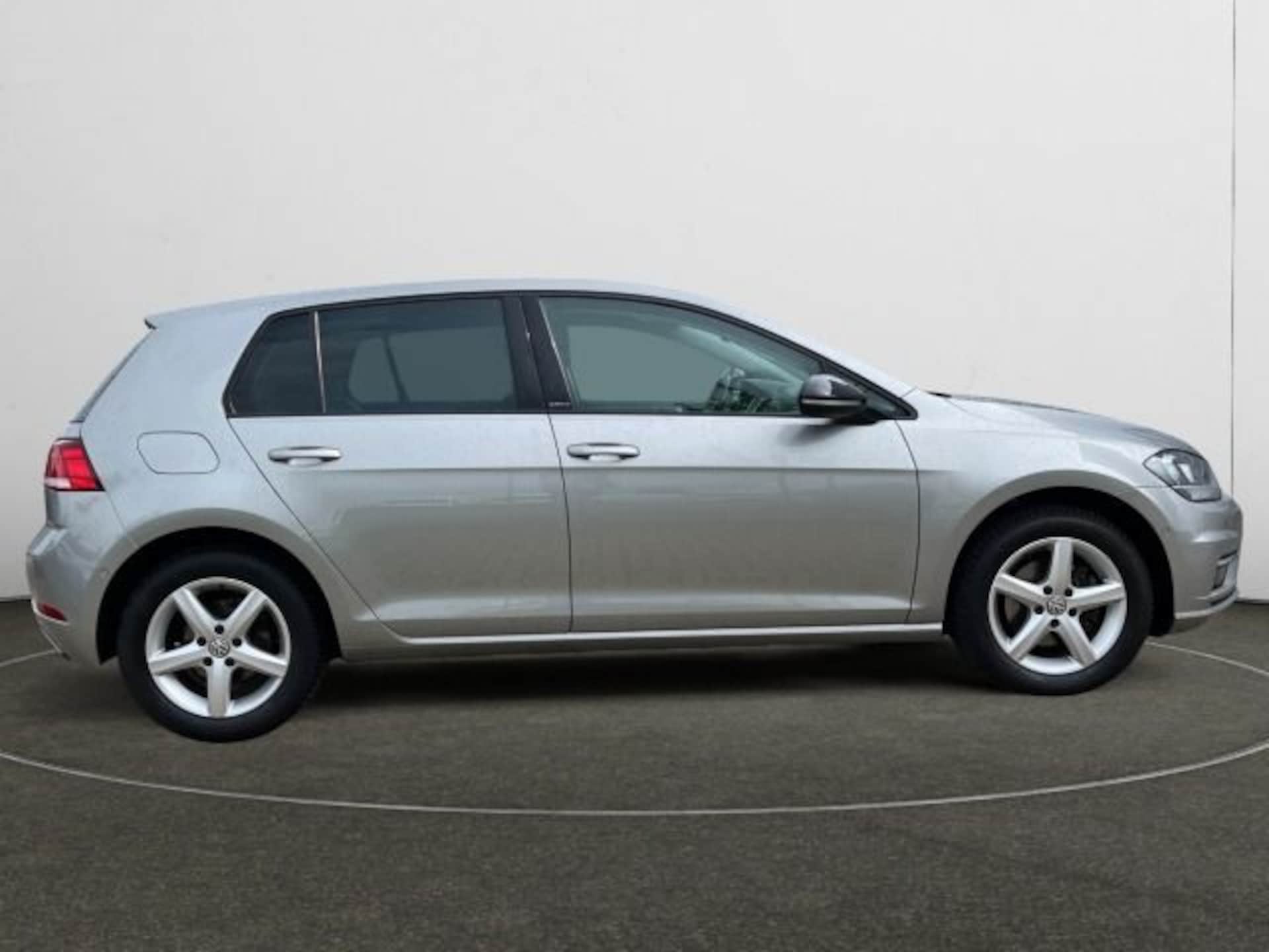 Volkswagen Golf IQ.DRIVE