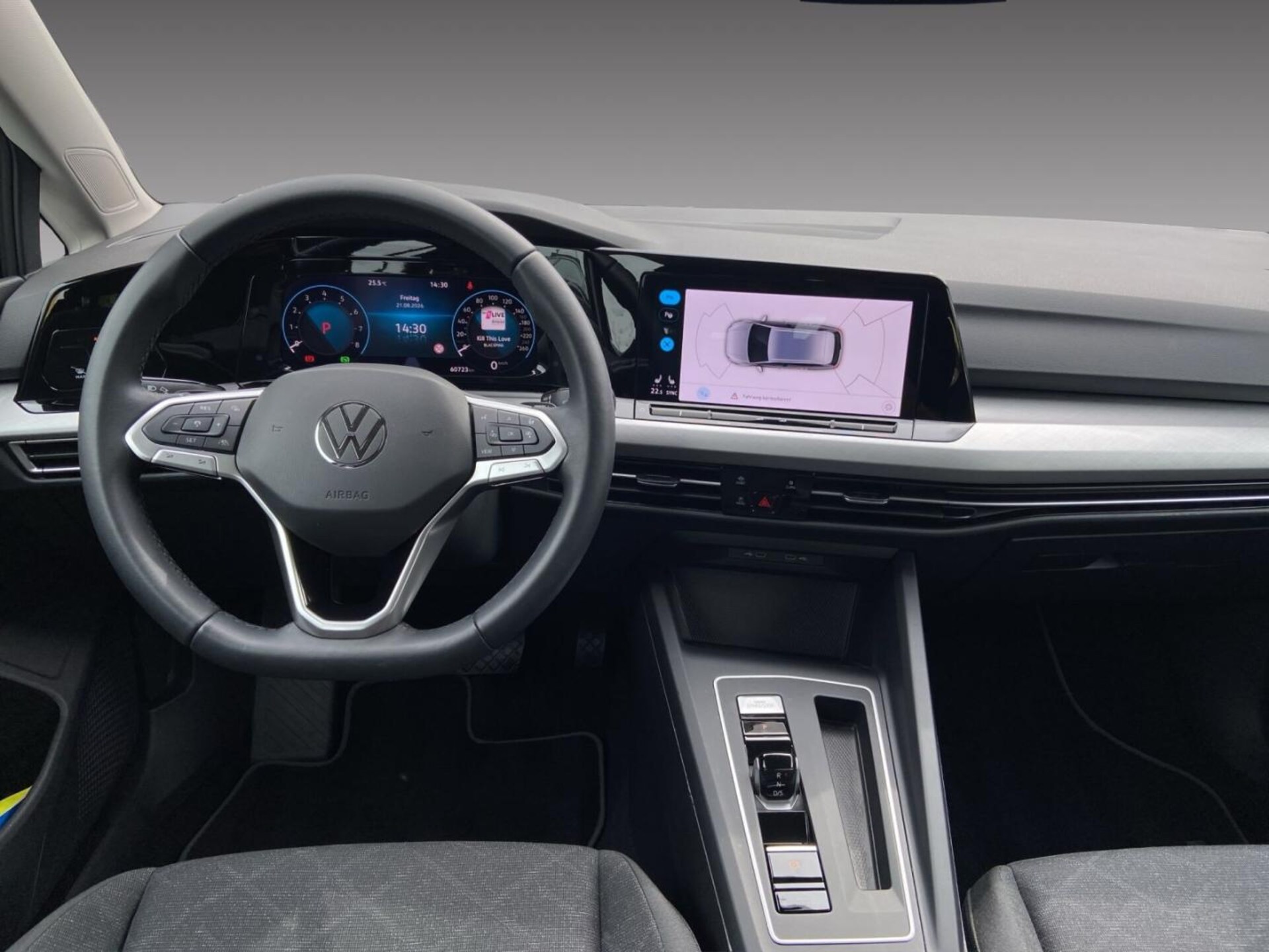 Volkswagen Golf Variant Life