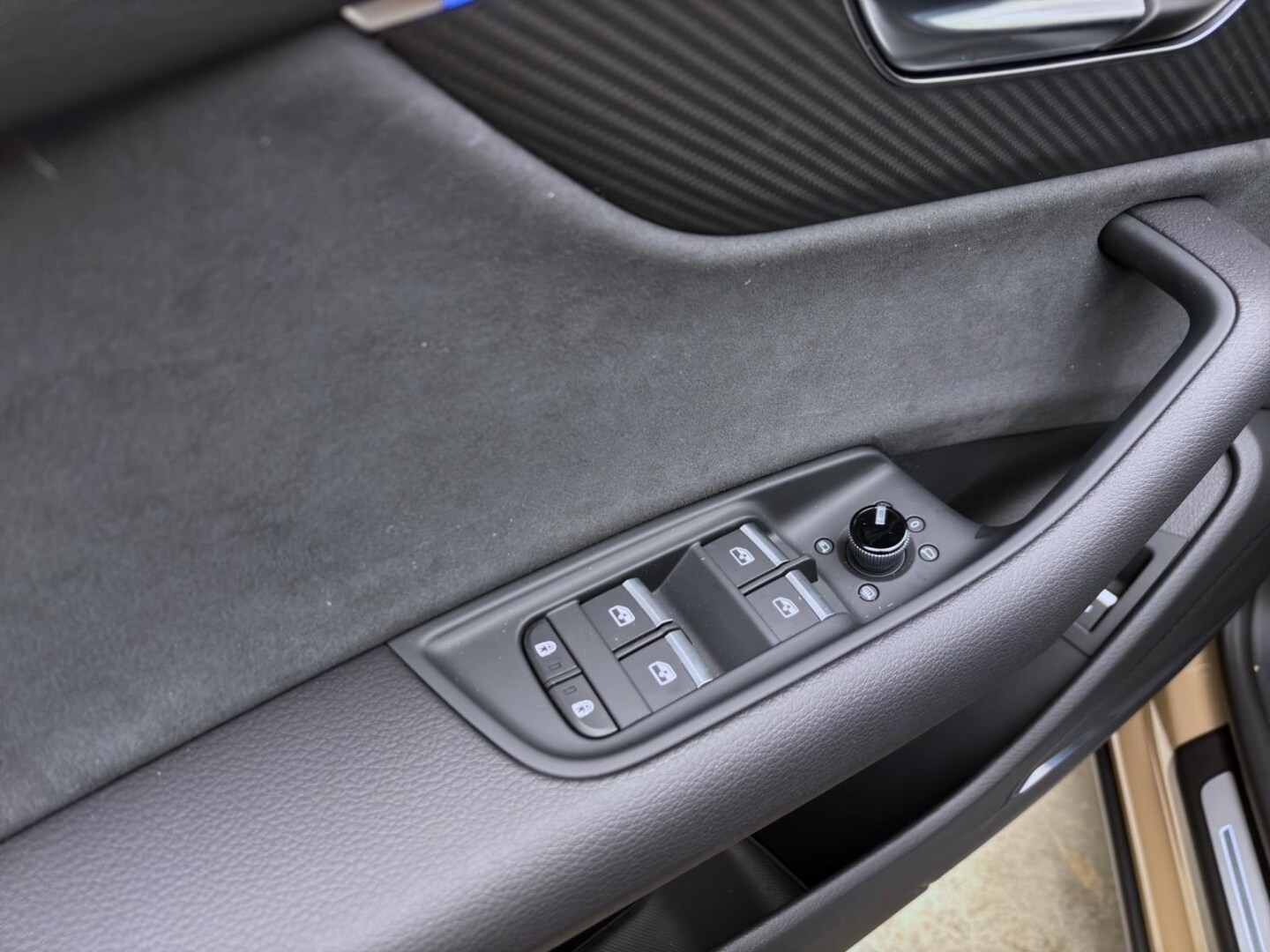 Image about Audi Q8 SUV 50 TDI quattro tiptronic