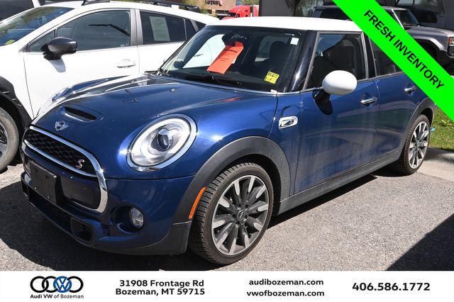 2018 MINI Cooper S 4 Door's photo