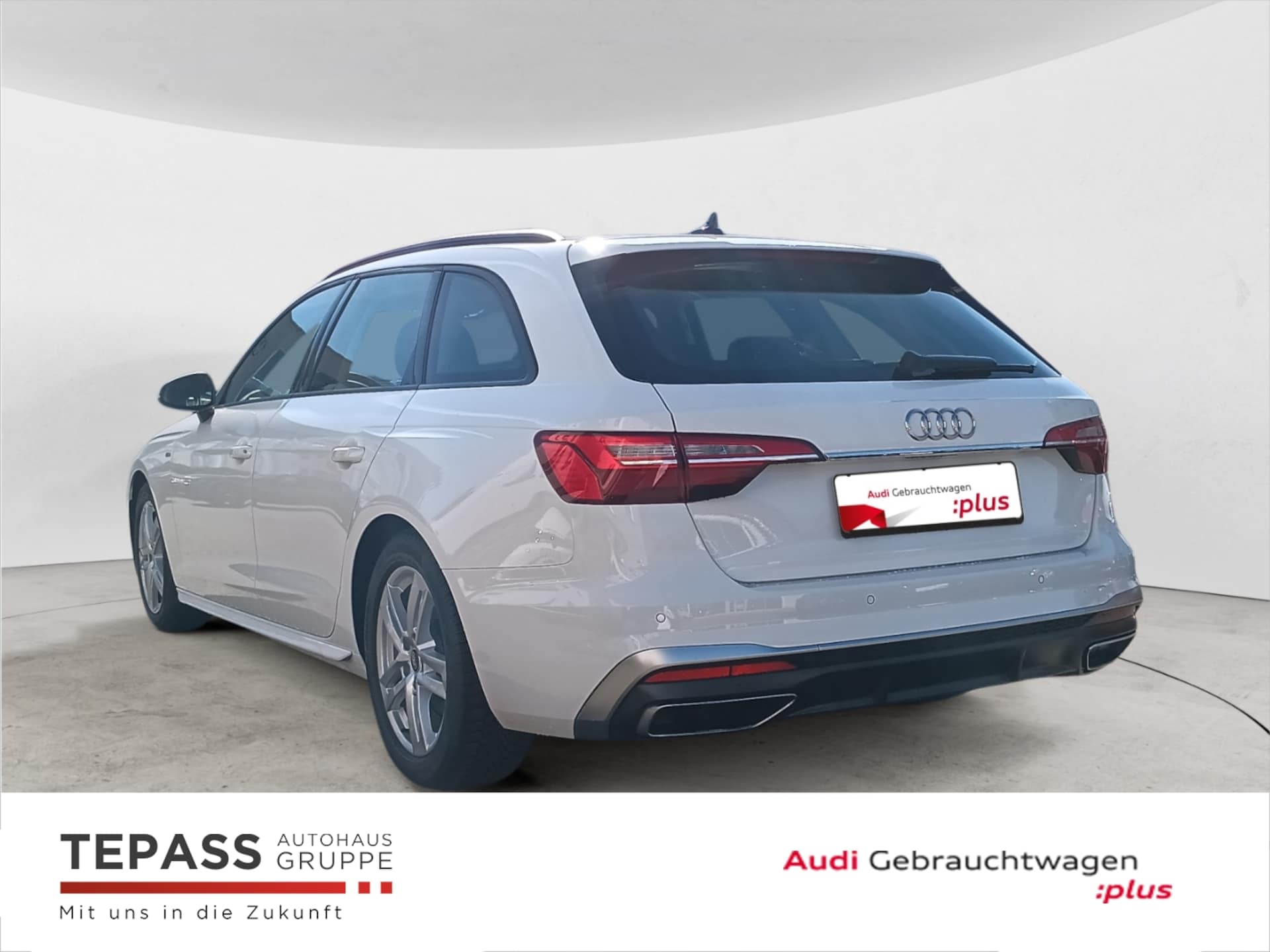 Audi A4 Avant S line