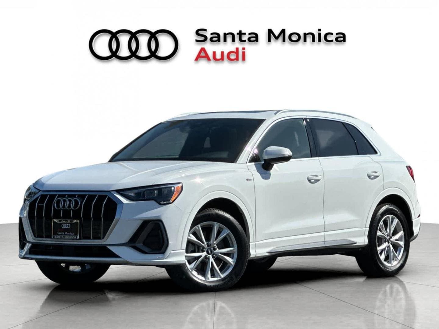2022 Audi Q3 45 TFSI S Line Premium quattro's photo