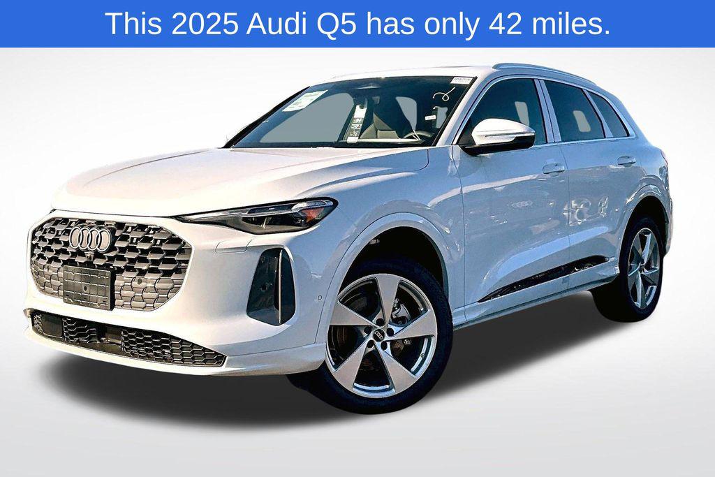 2025 Audi Q5 40 Premium Plus's photo