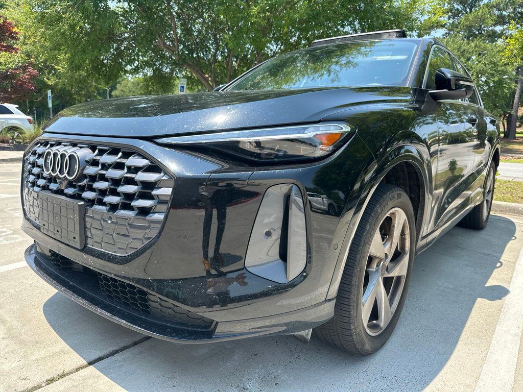 2025 Audi Q5 40 Premium Plus's photo