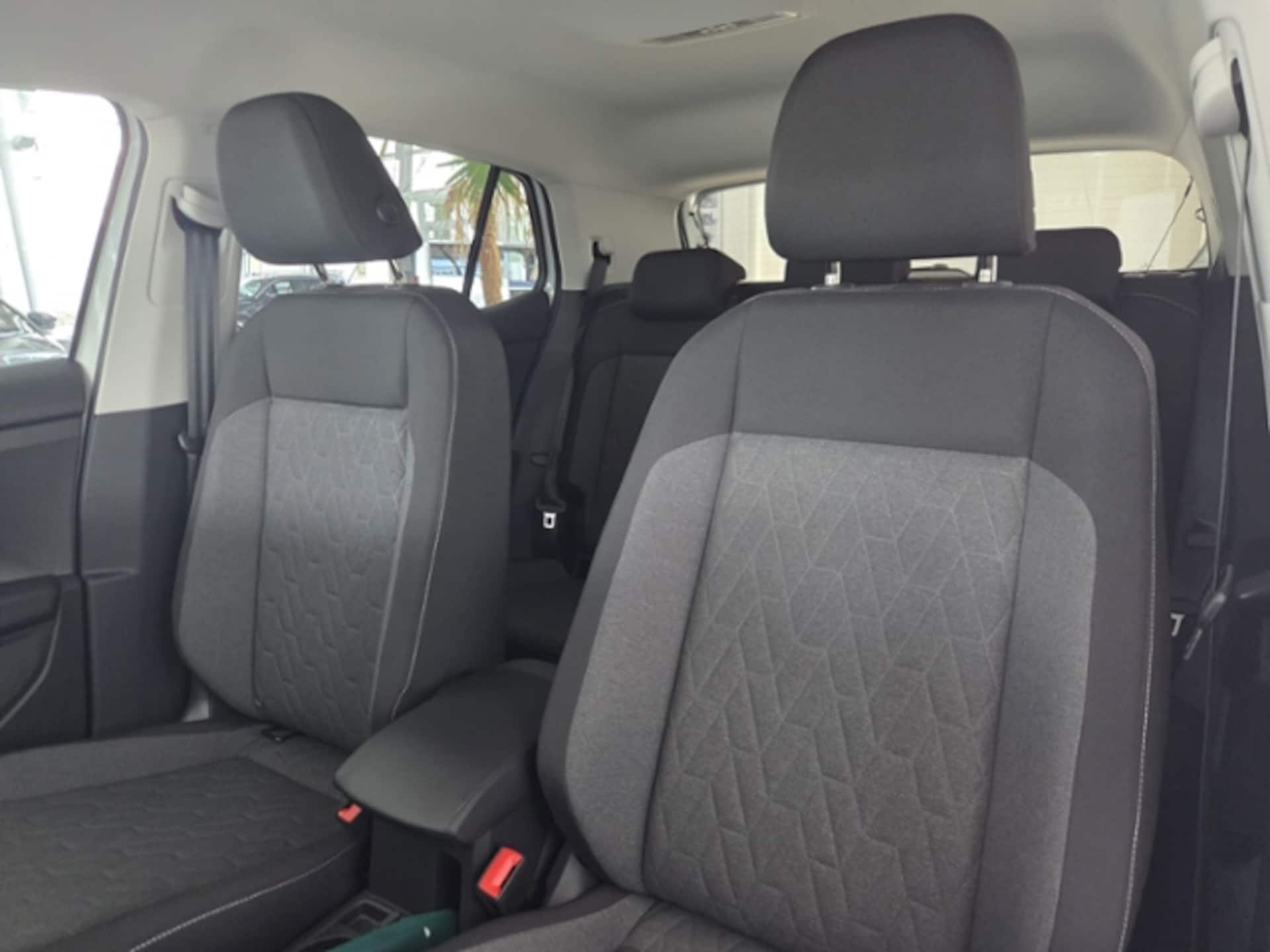Volkswagen T-Cross Life
