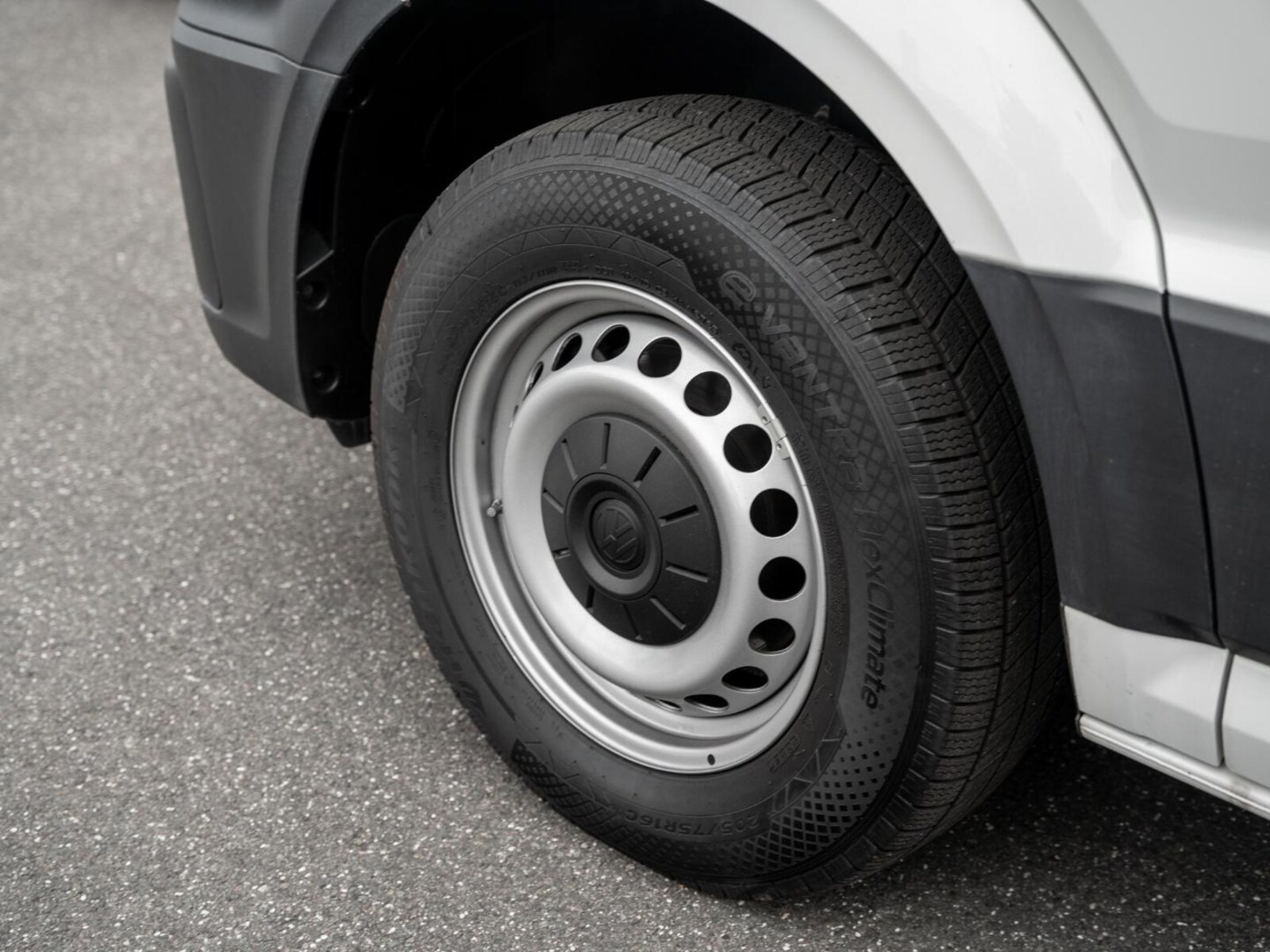 Volkswagen Crafter Kasten langer Radstand – Bild 6