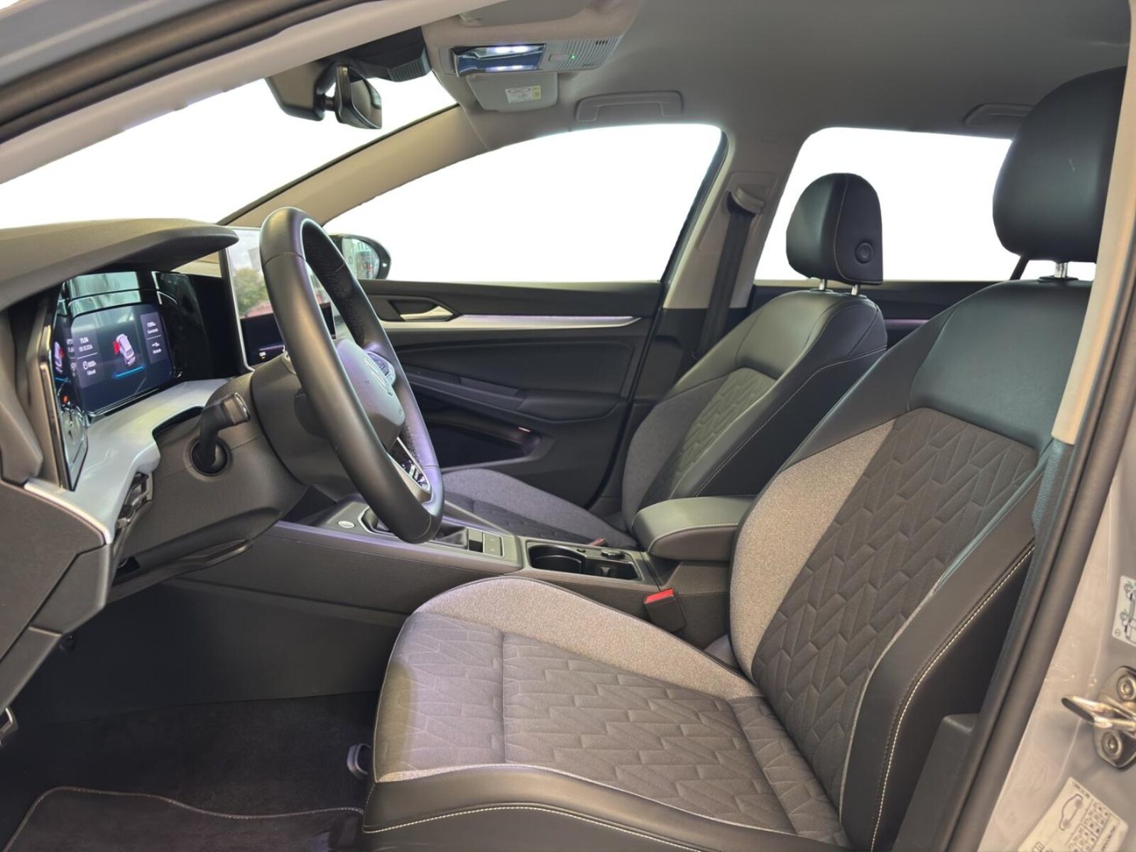 Volkswagen Golf Variant – Bild 8