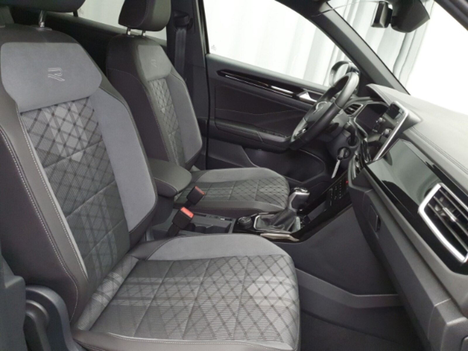 Volkswagen T-Roc – Bild 8