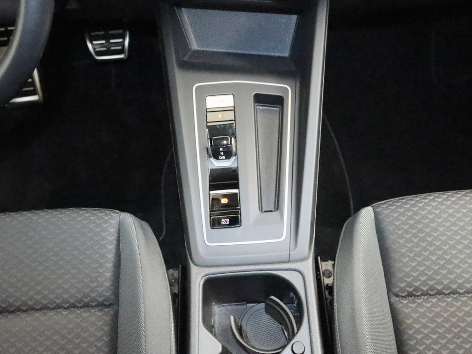 Volkswagen Golf Active