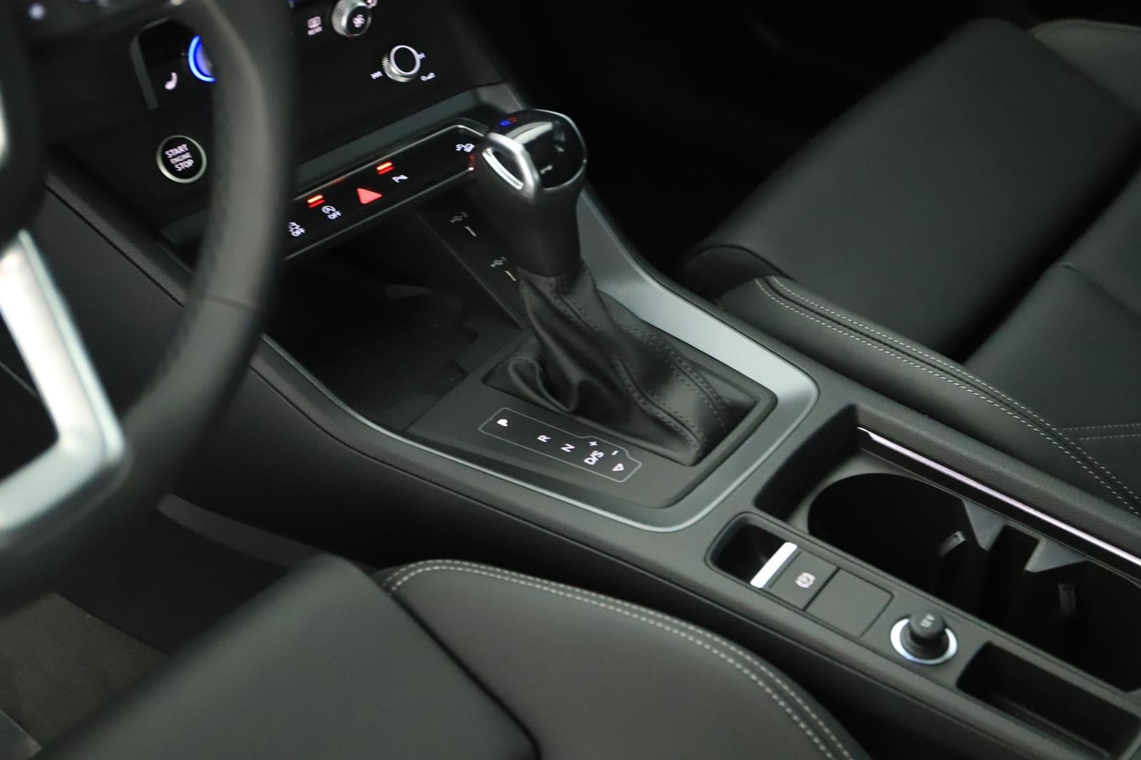 2025 Audi Q3 S Line Premium - Photo 18