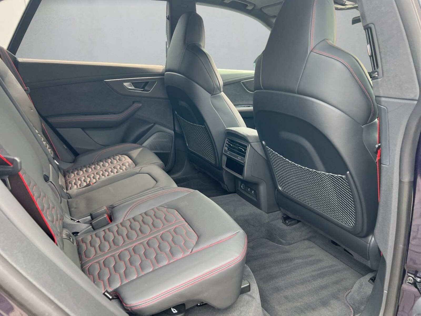Audi RS Q8 – Bild 12