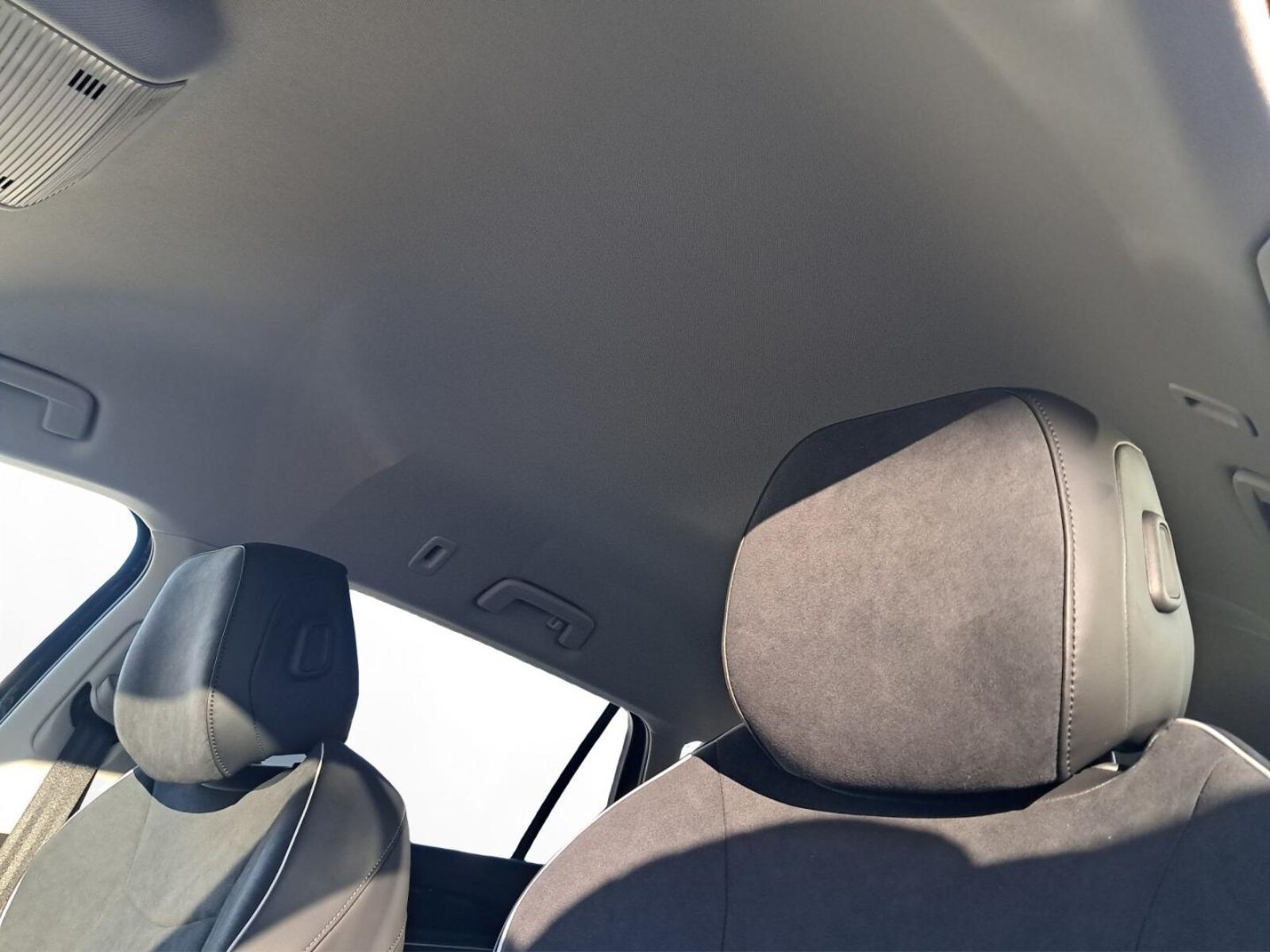 Volkswagen Passat – Bild 9