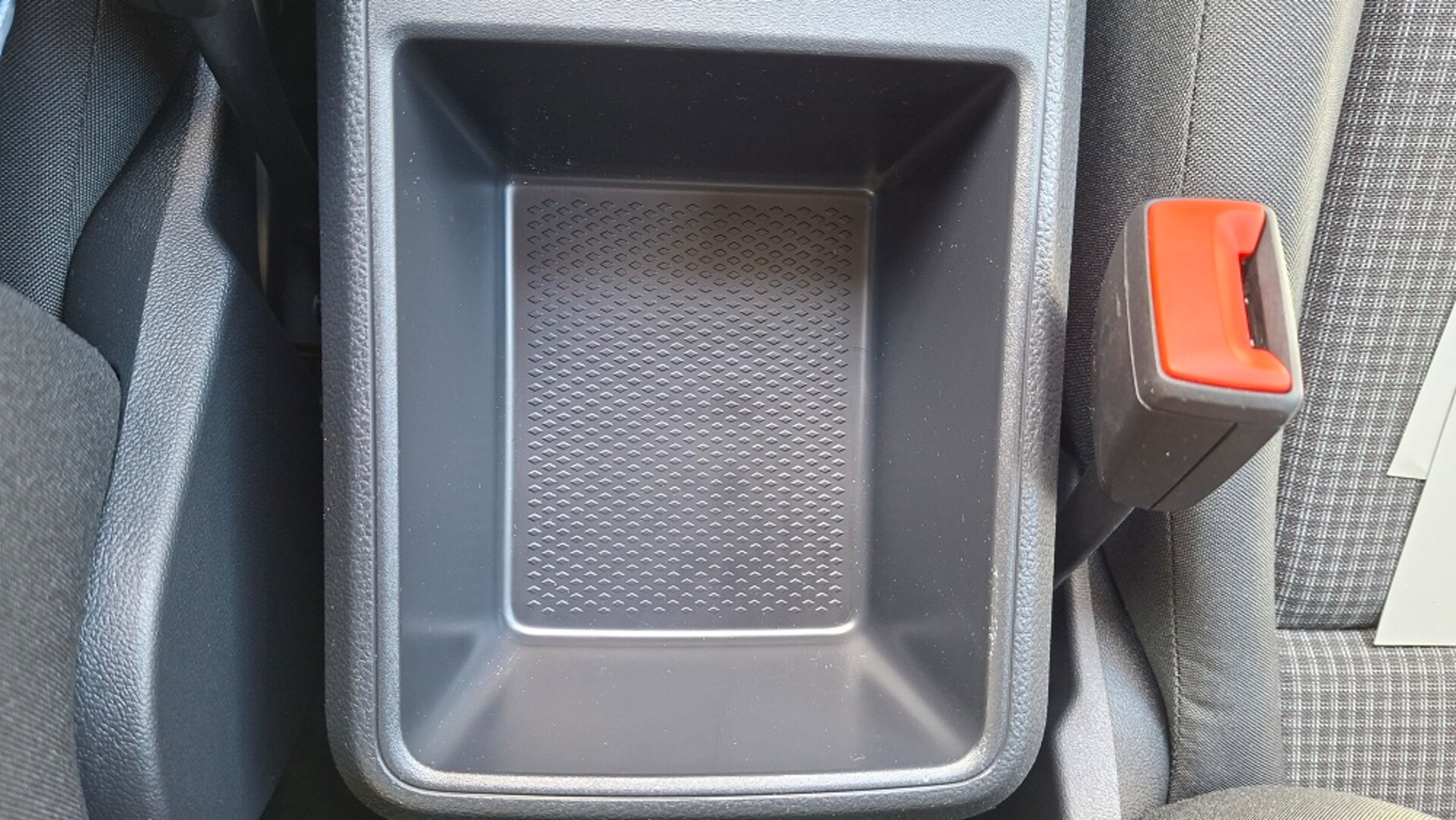 Volkswagen Caddy Maxi Basis-Modell
