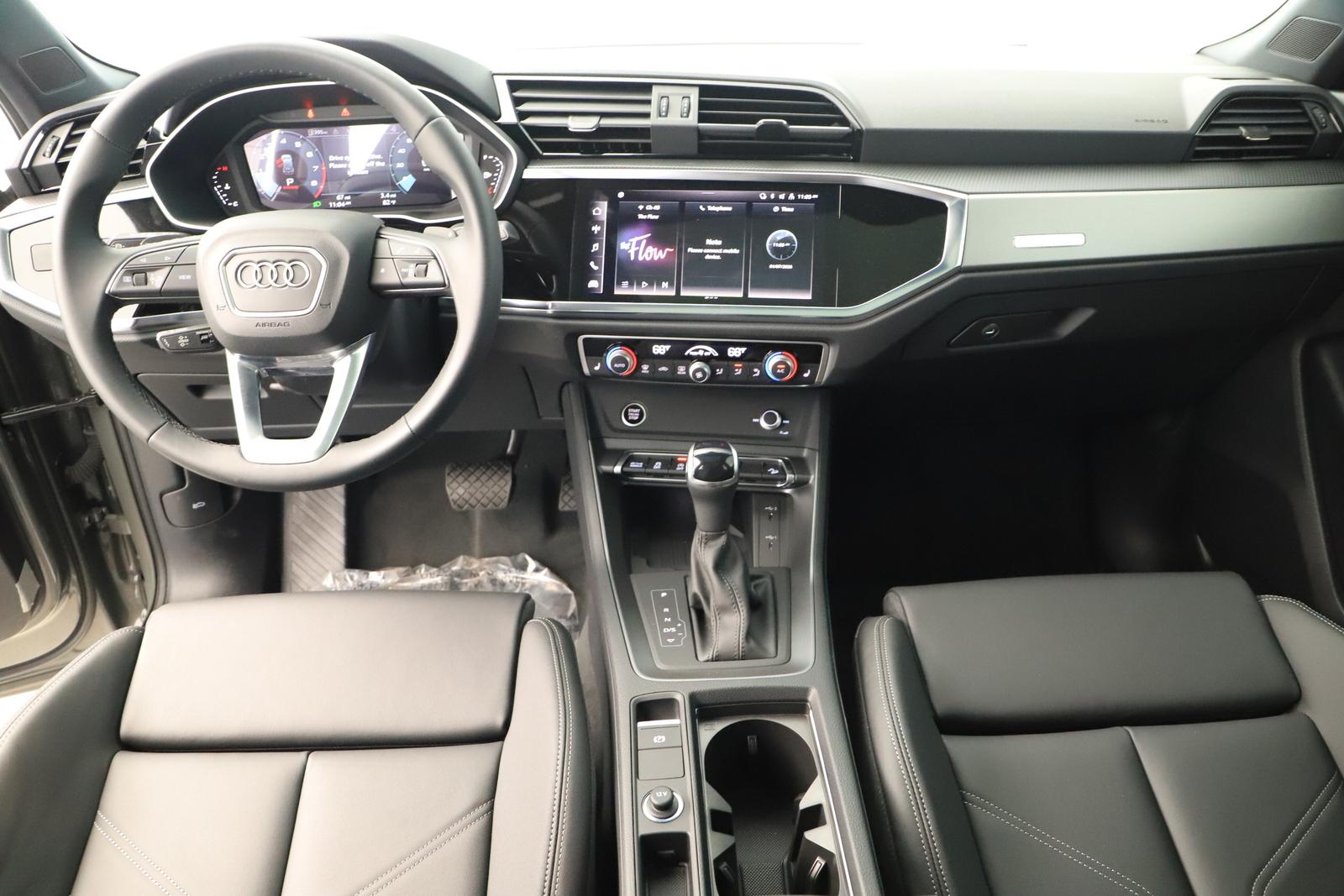 2025 Audi Q3 S Line Premium - Photo 19