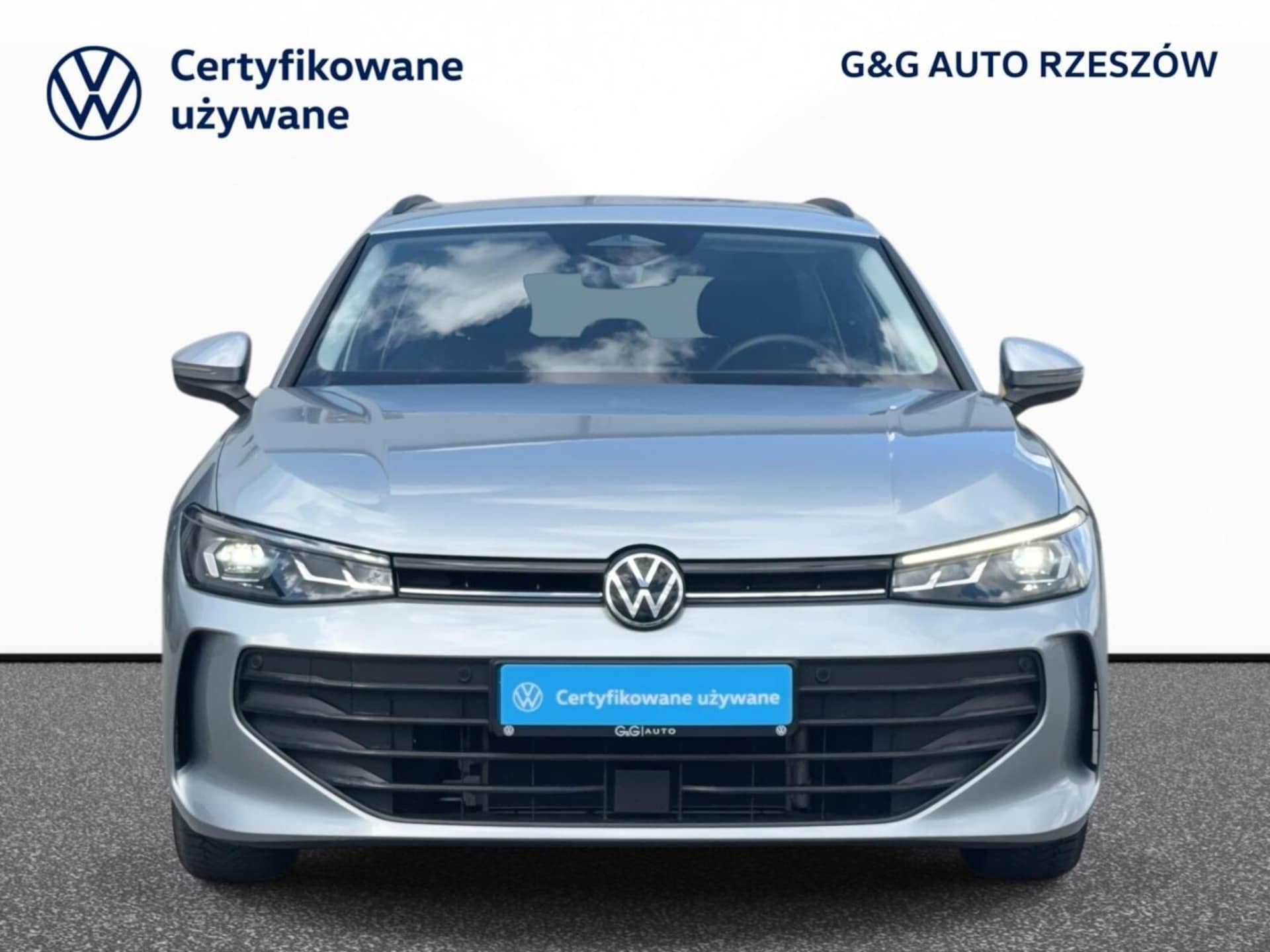 Volkswagen Passat Model bazowy